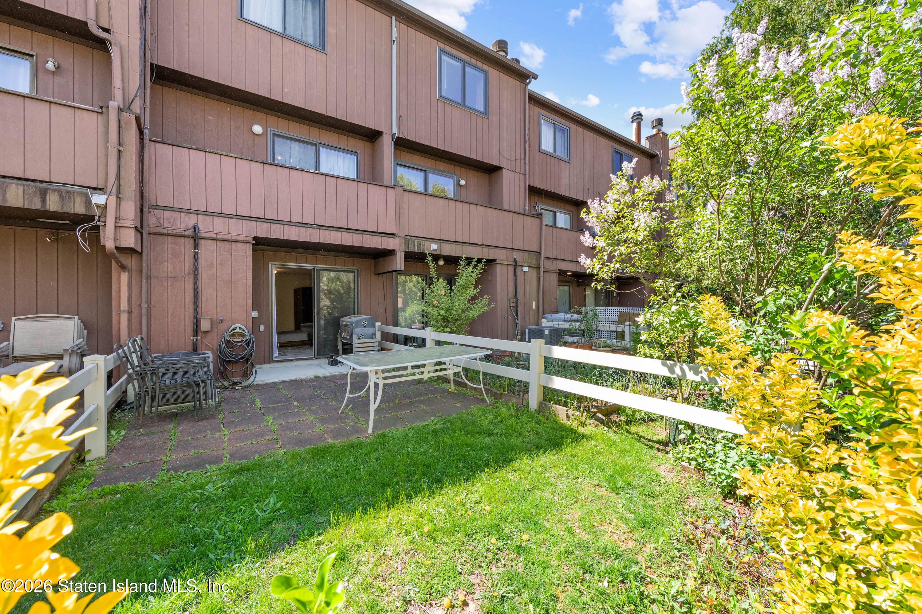 979 W Fingerboard Road, Staten Island, NY, 10304 image 43