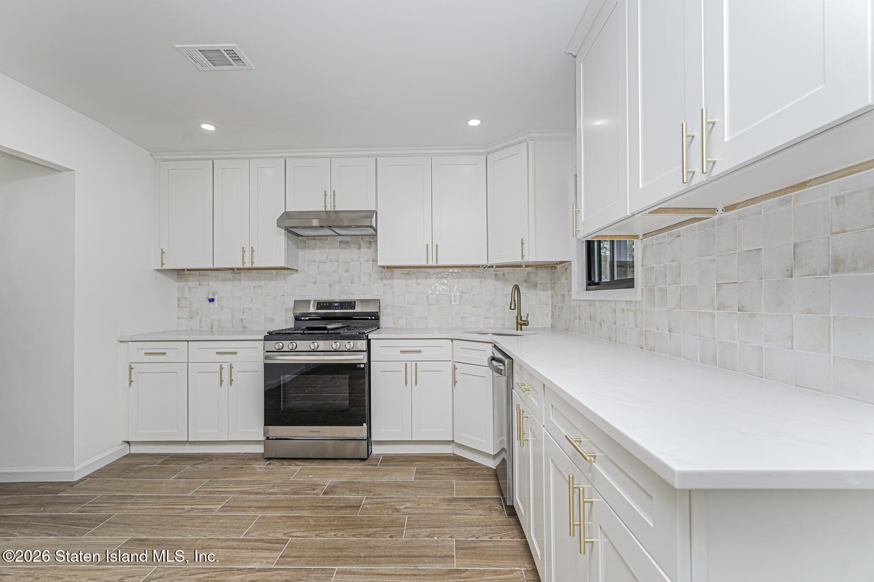 84 Rolling Hill Green, Staten Island, NY, 10312 image 12