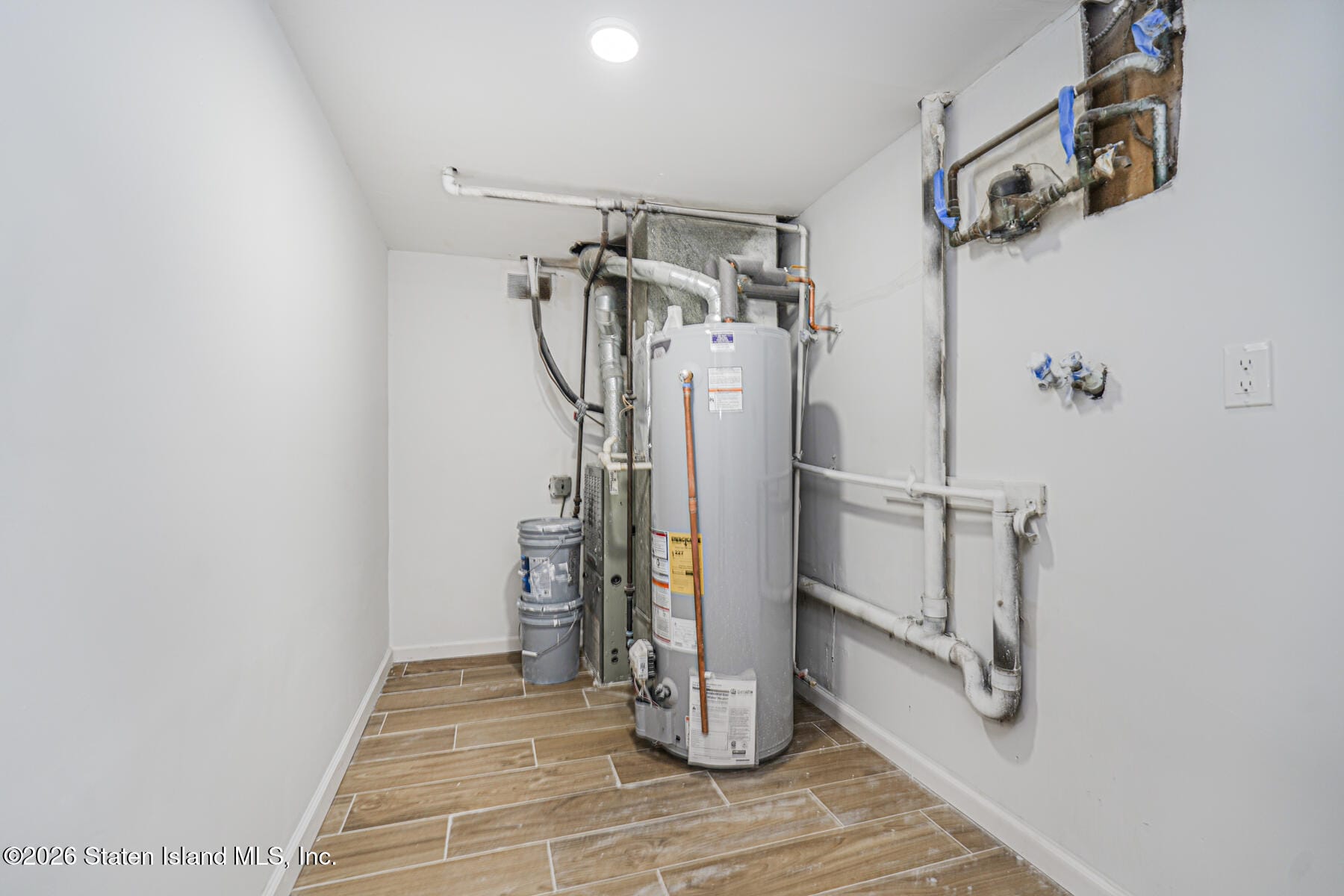 84 Rolling Hill Green, Staten Island, NY, 10312 image 14