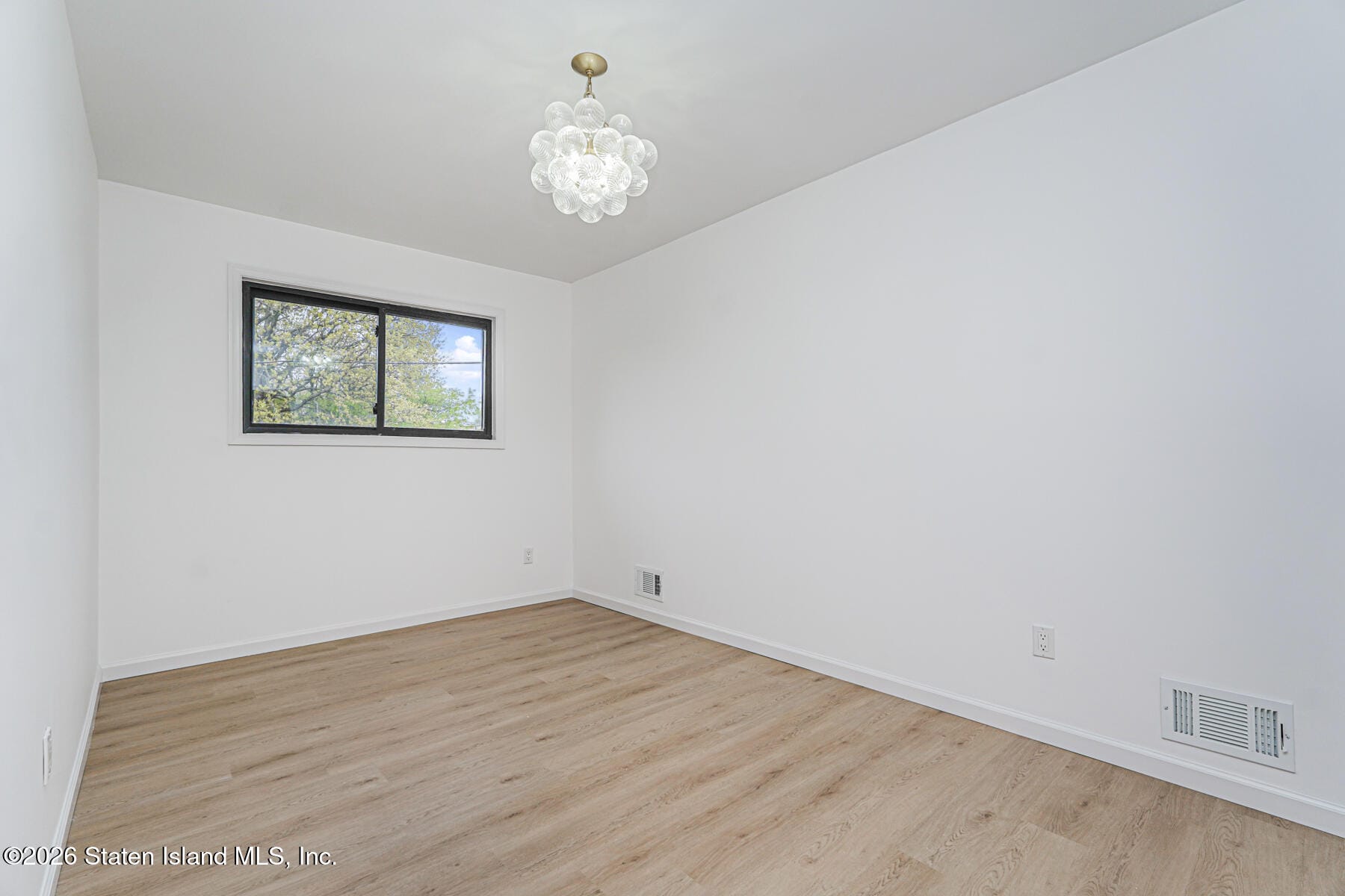 84 Rolling Hill Green, Staten Island, NY, 10312 image 17