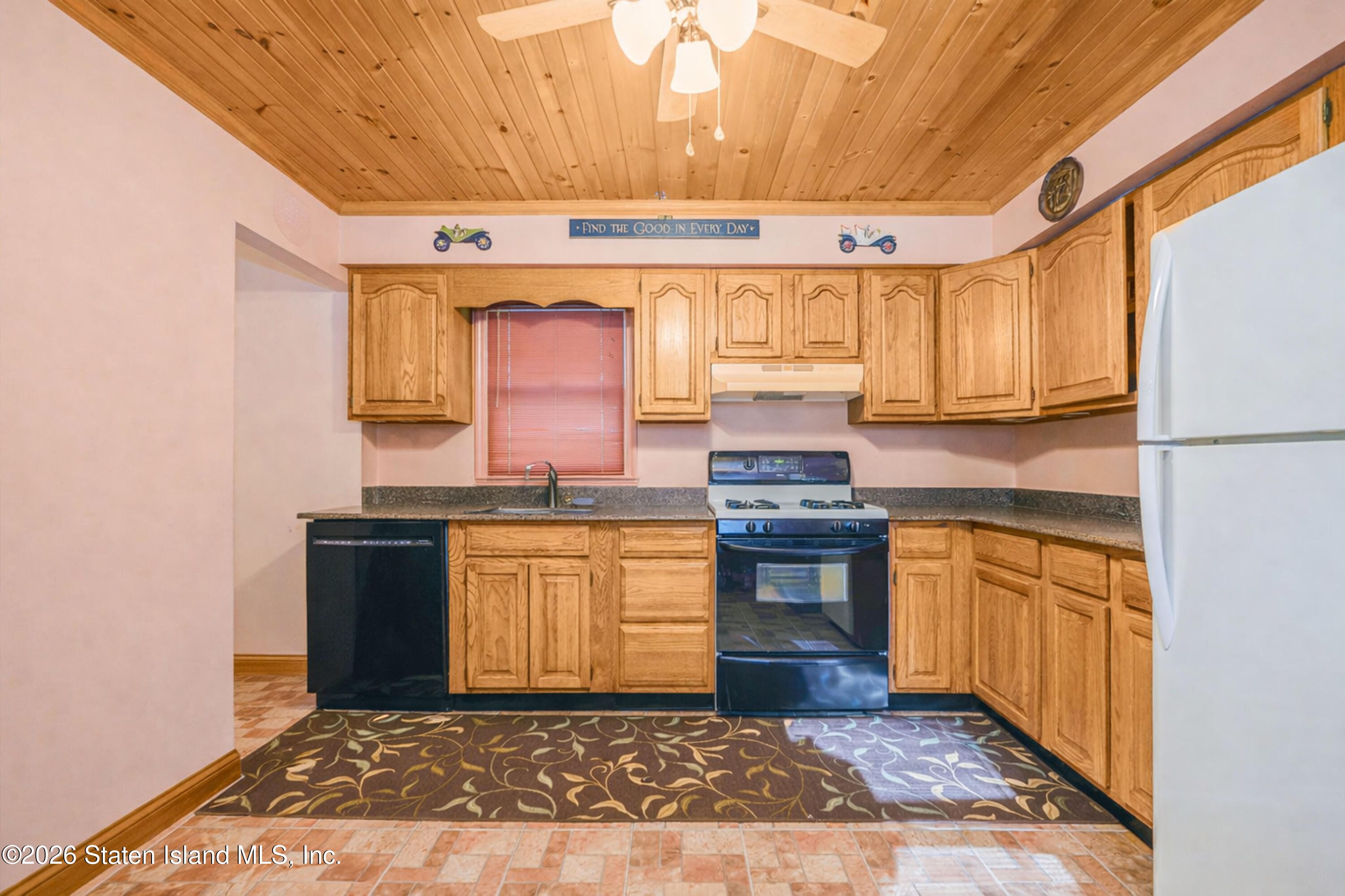 1566 Arthur Kill Road, Staten Island, NY, 10312 image 16