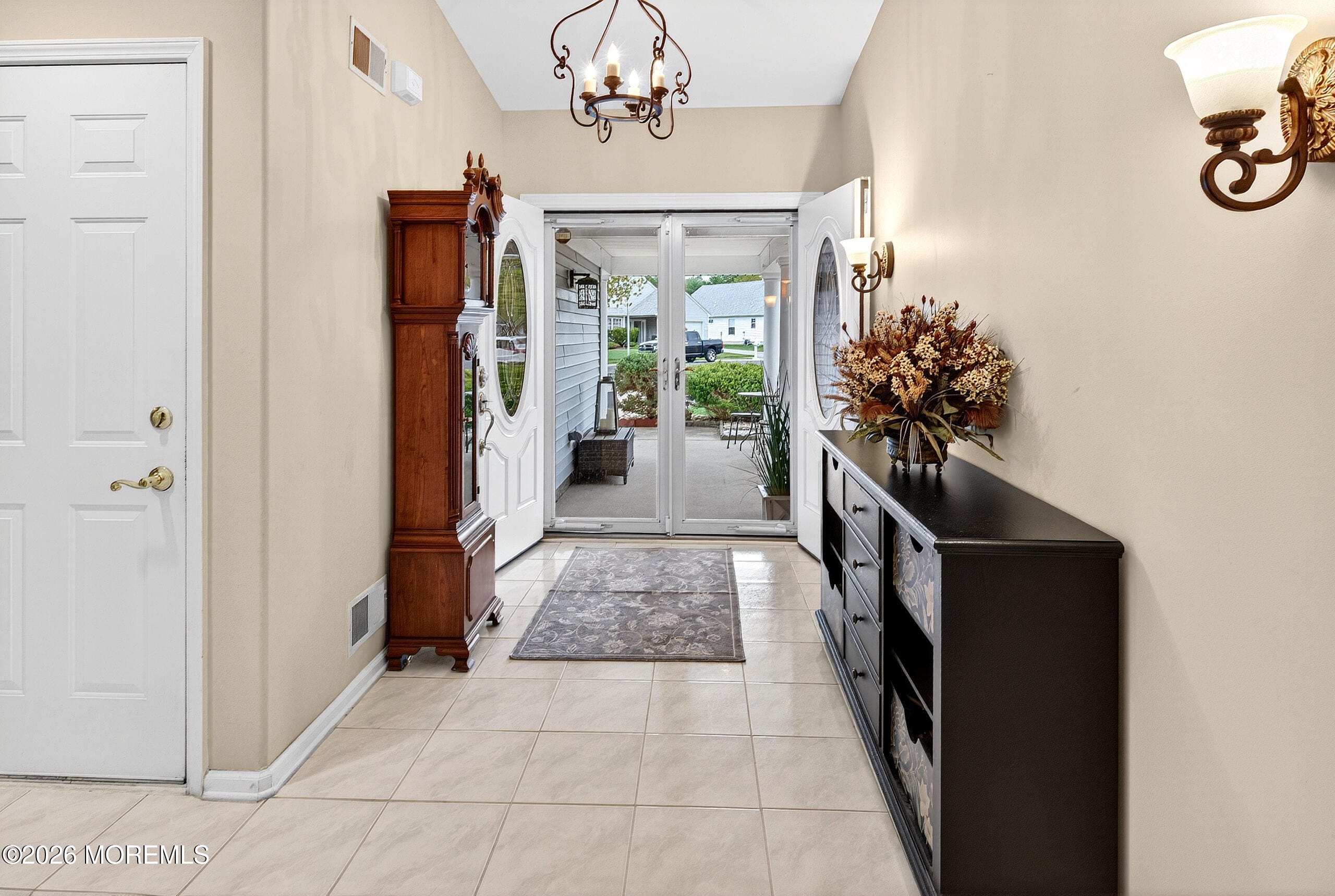 704 Flint Court Image 2