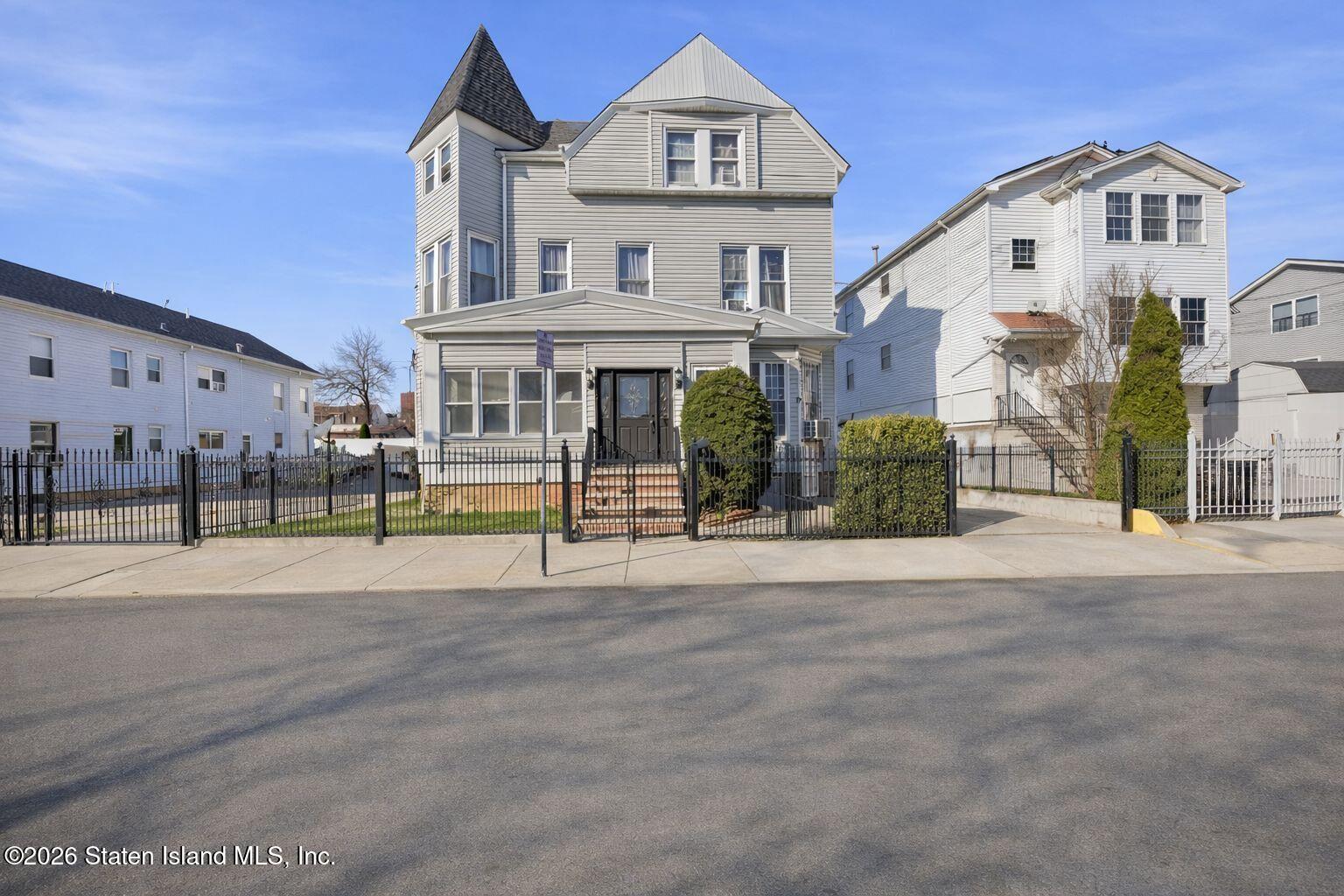 13-15 May Street, Newark, NJ, 07104