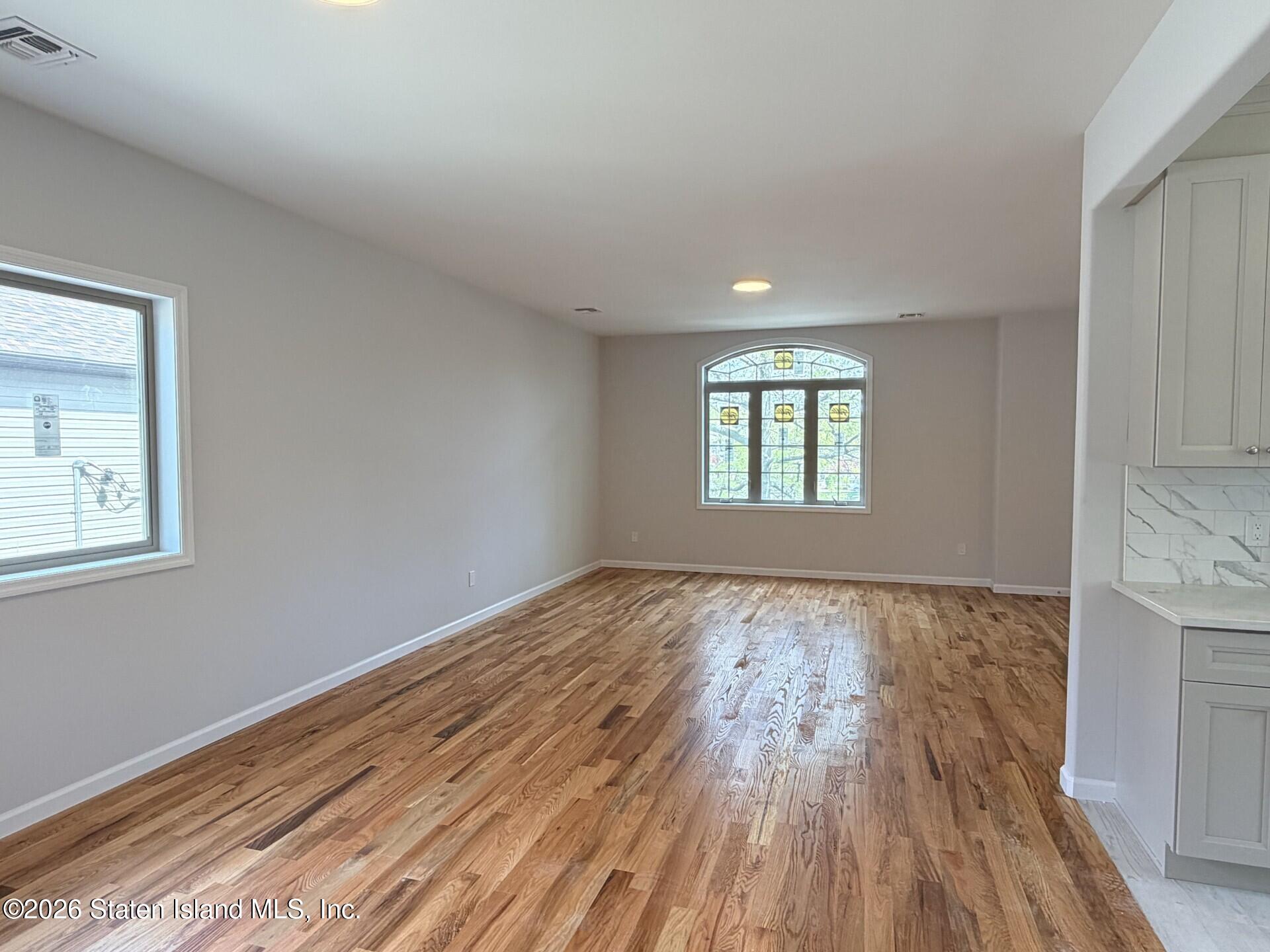 487 Woodrow Road Image 4