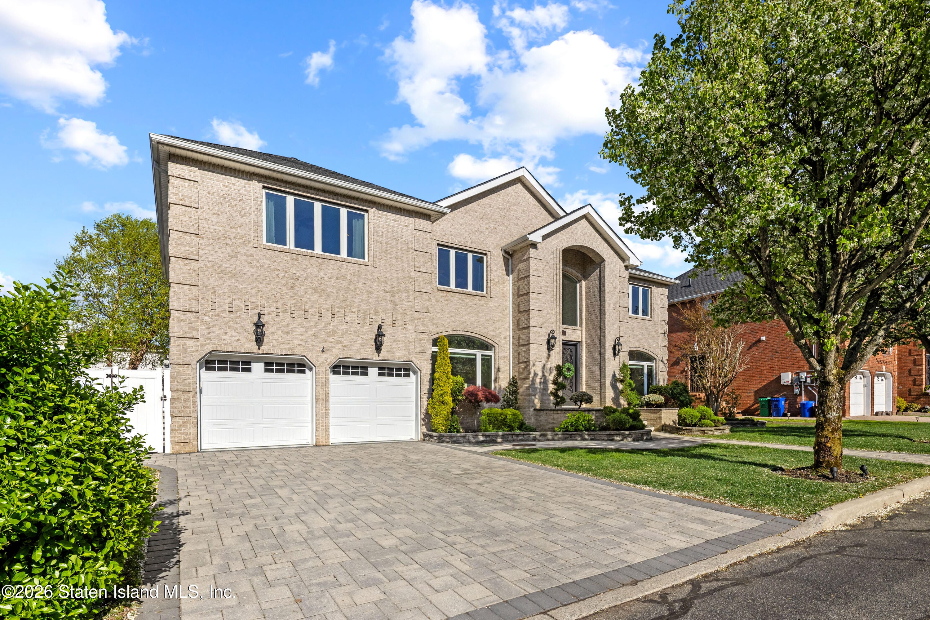 25 Carolyn Court Image 2