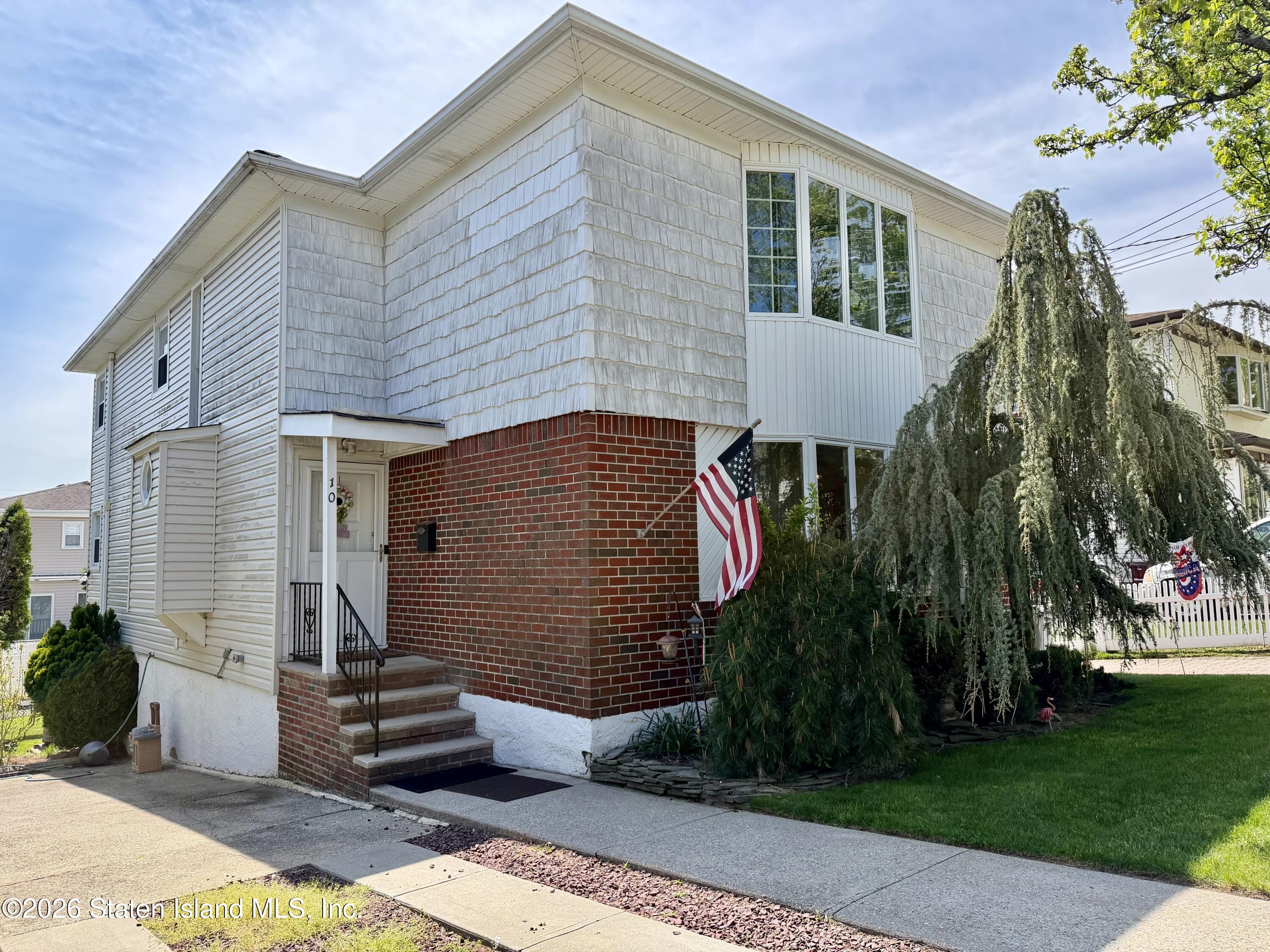 10 Twombly Avenue, Staten Island, NY, 10306