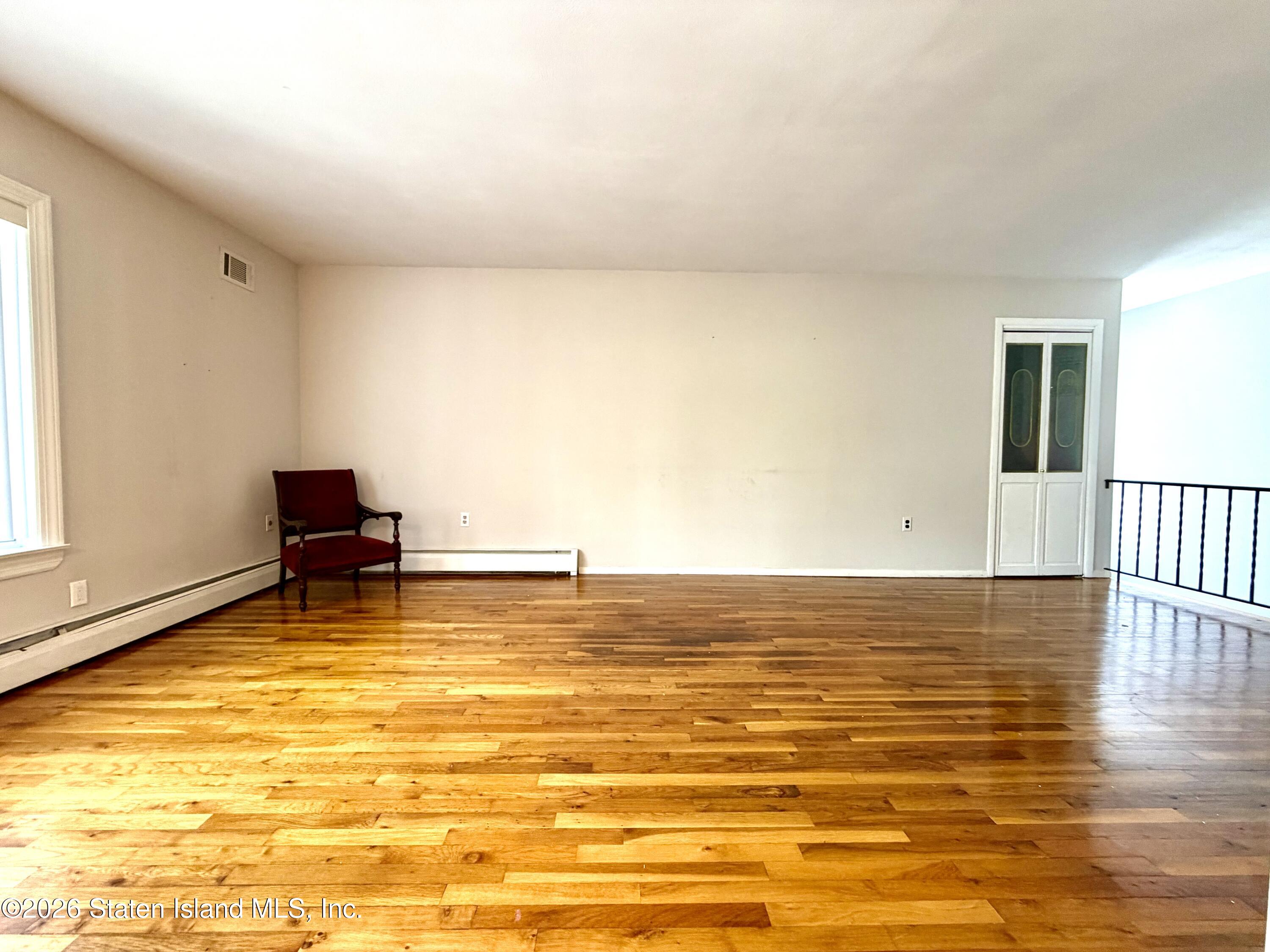 10 Twombly Avenue Image 5