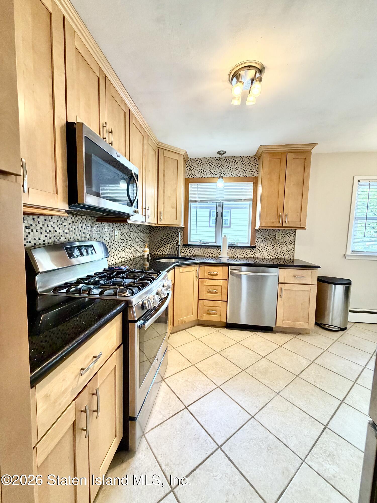 10 Twombly Avenue, Staten Island, NY, 10306 image 8