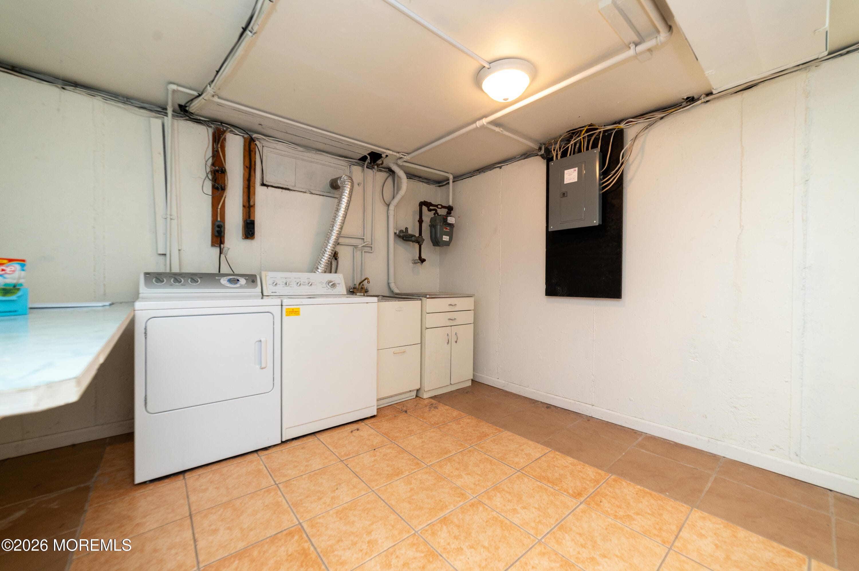 8 Winsor Court 2808, Sayreville, NJ, 08872 image 23