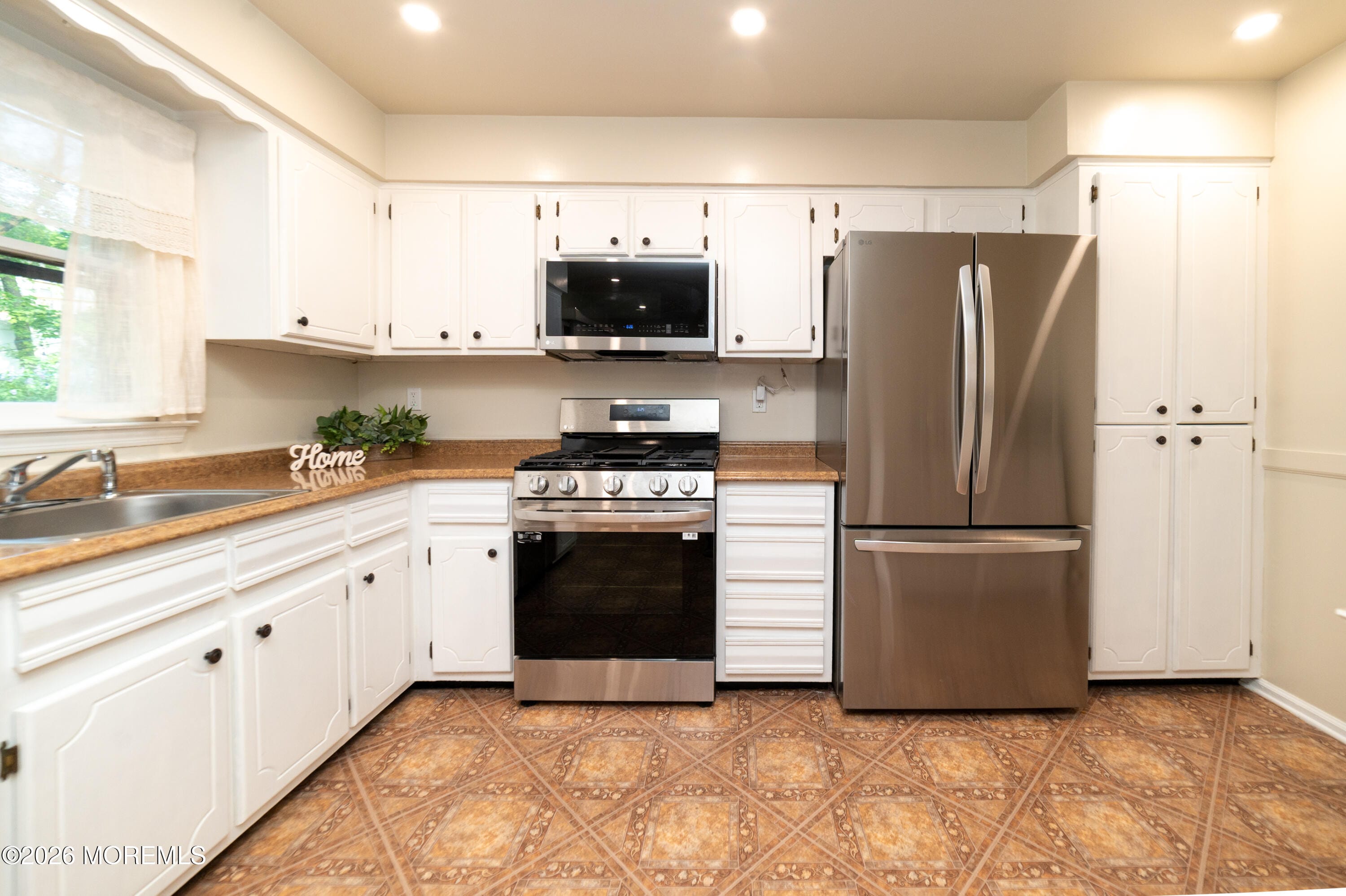 8 Winsor Court 2808, Sayreville, NJ, 08872 image 9