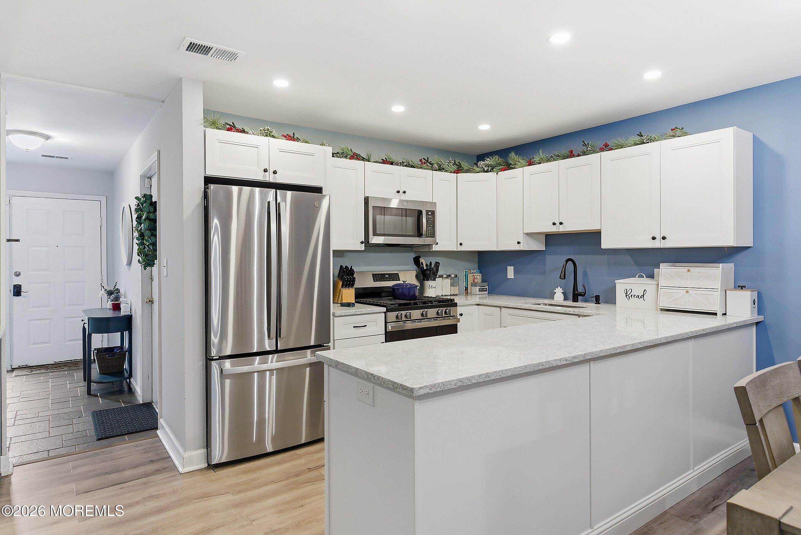 40 Lexington Circle, Matawan, NJ, 07747 image 7