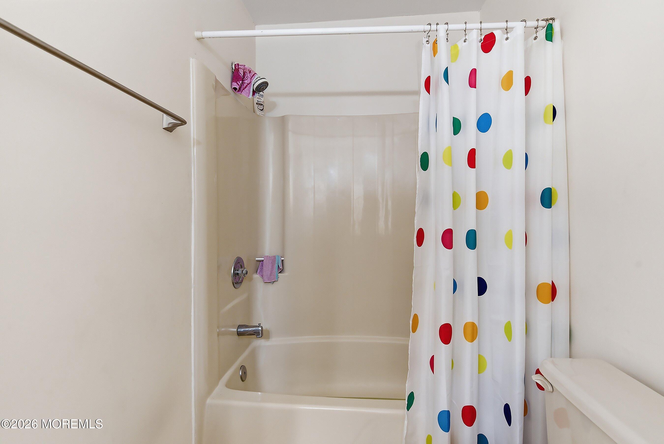 40 Lexington Circle, Matawan, NJ, 07747 image 24