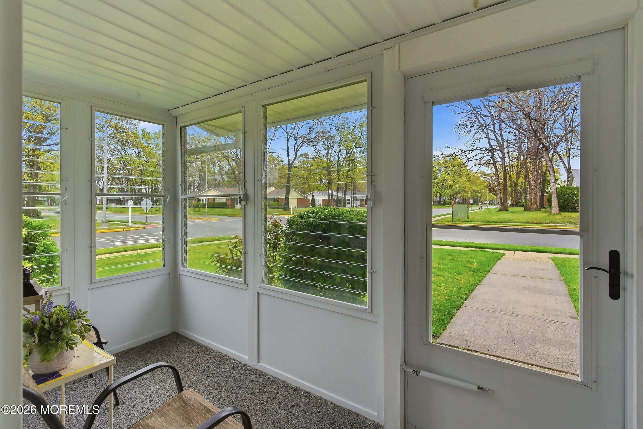 212D Huntington Drive D Image 4