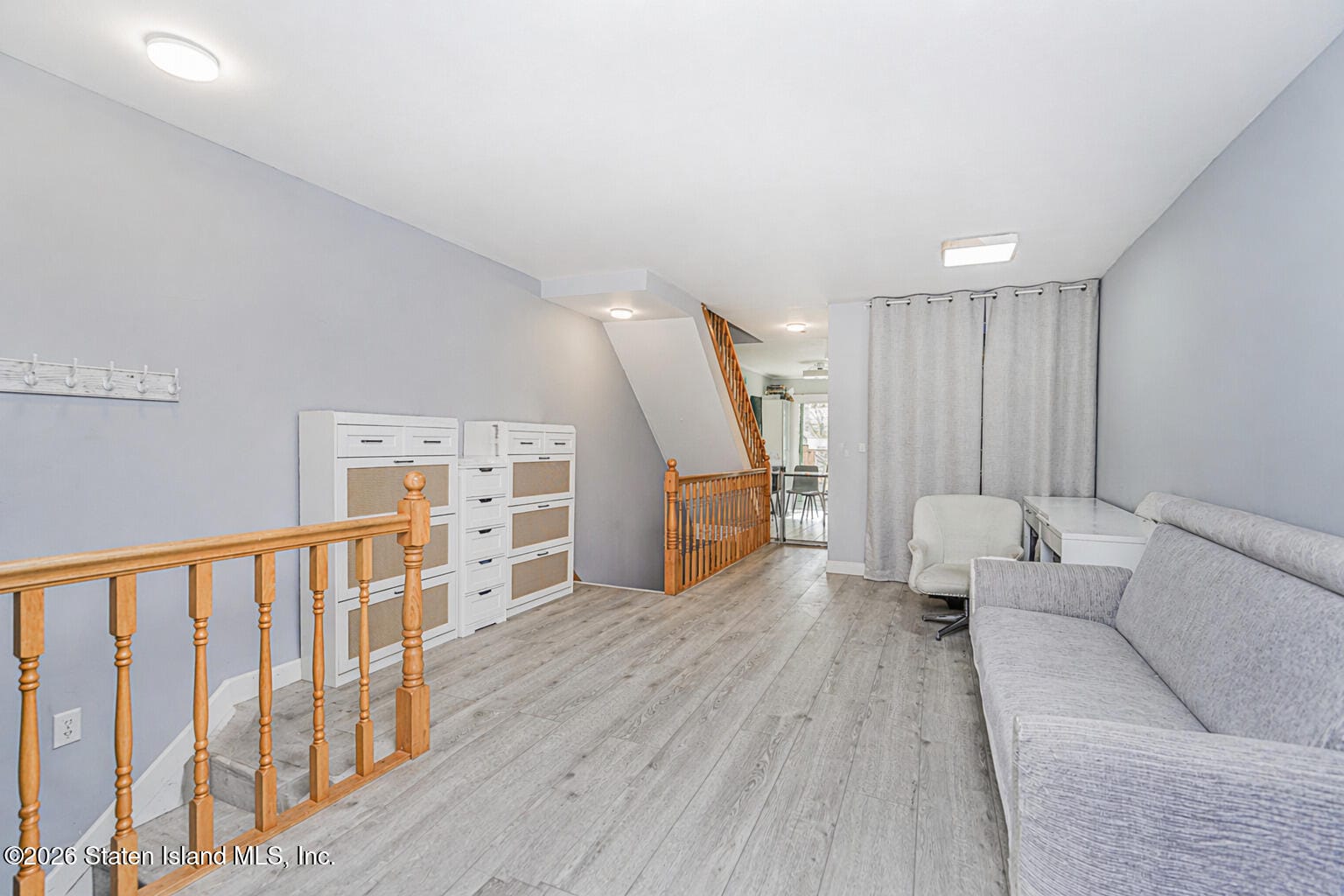 72 N Railroad Avenue Image 3