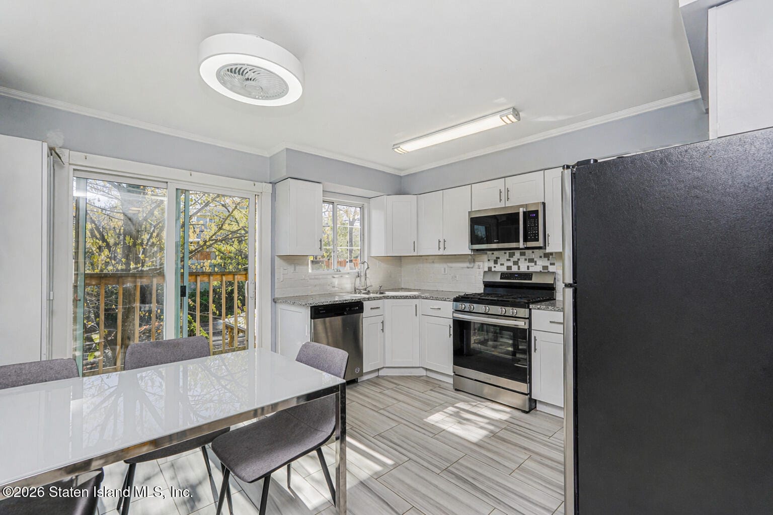 72 N Railroad Avenue, Staten Island, NY, 10304 image 6