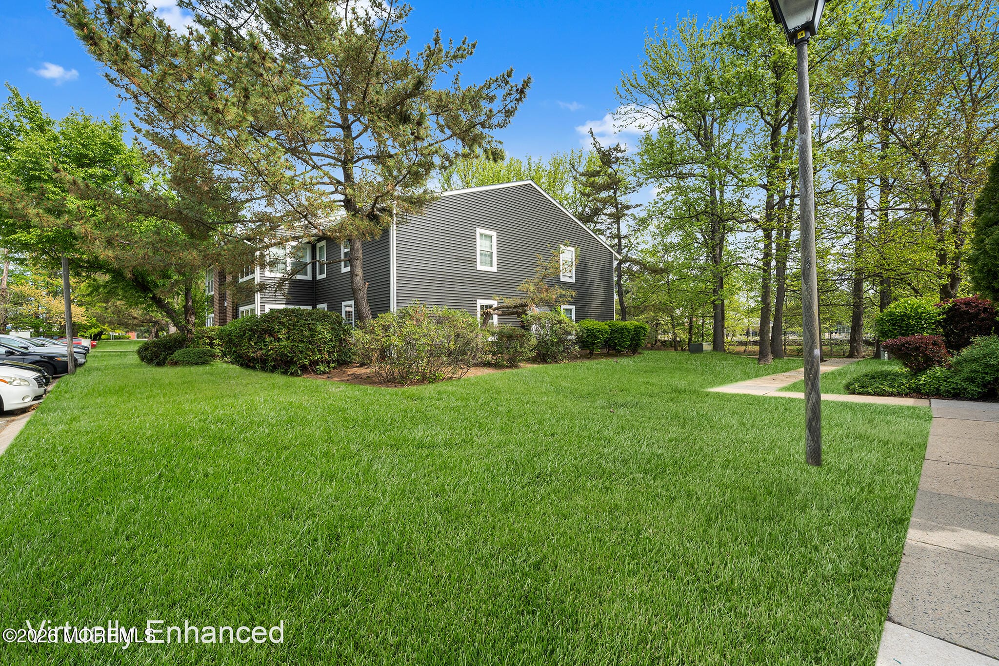 8 Lafayette Court Image 5