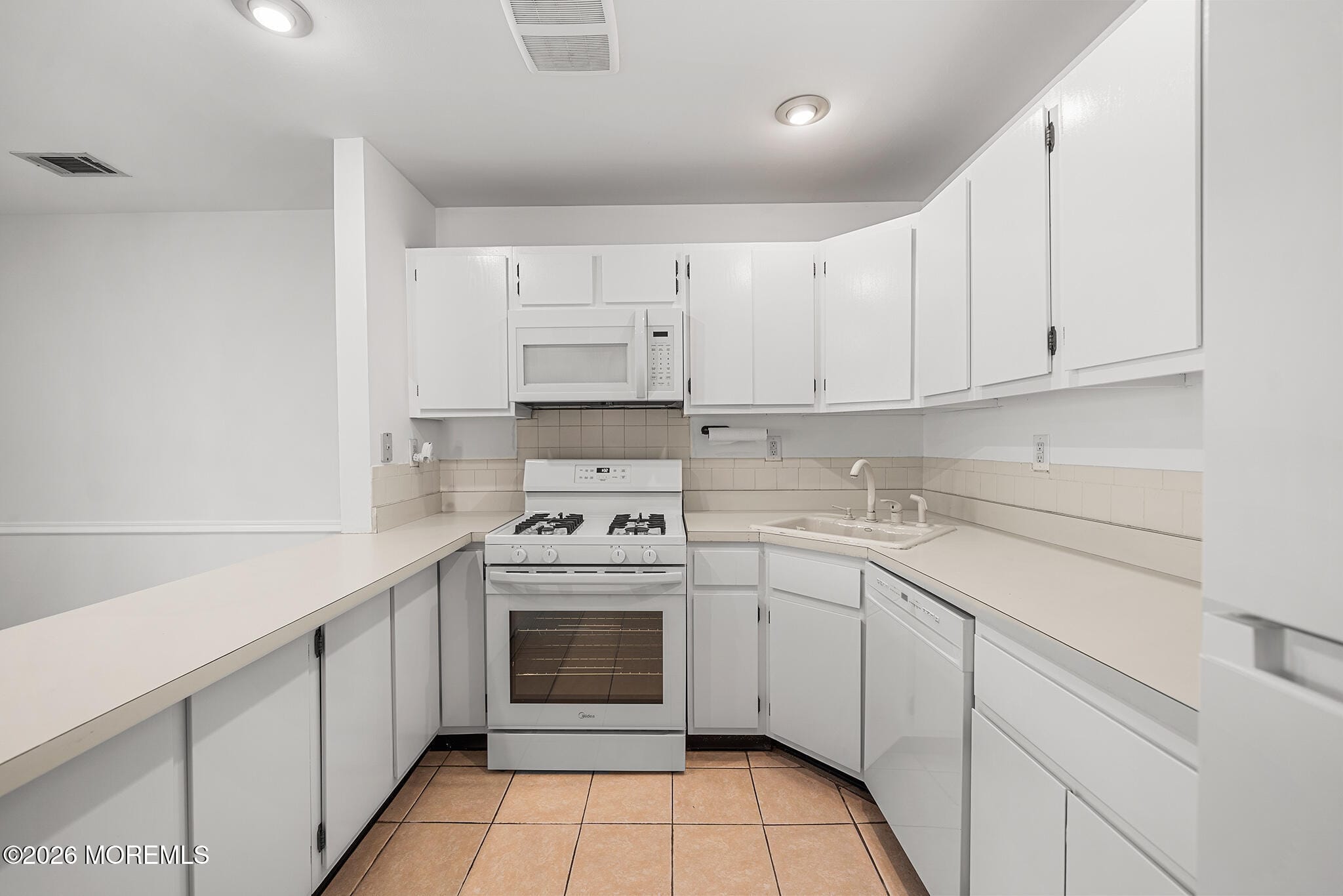 8 Lafayette Court, North Brunswick, NJ, 08902 image 14