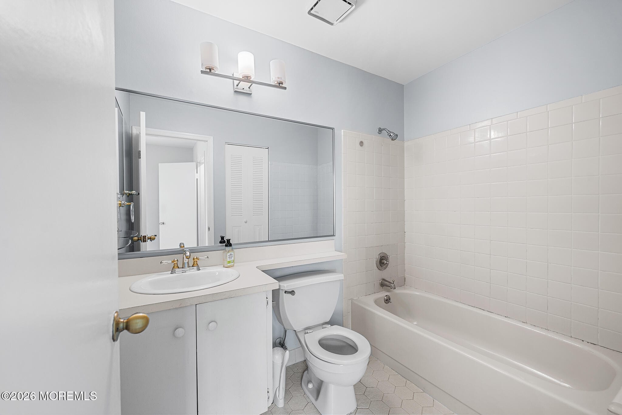 8 Lafayette Court, North Brunswick, NJ, 08902 image 20