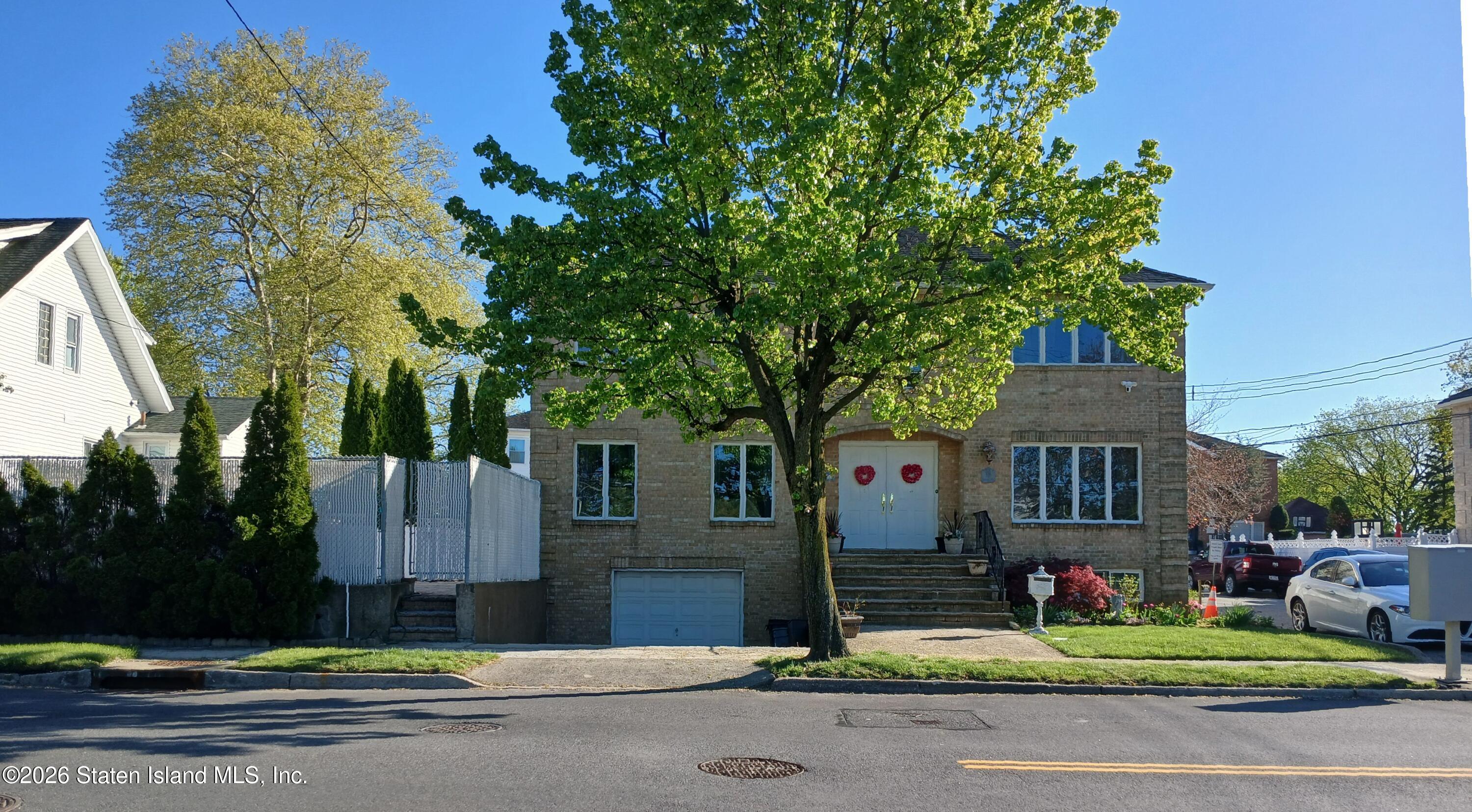 310 Clarke Avenue, Staten Island, NY, 10306