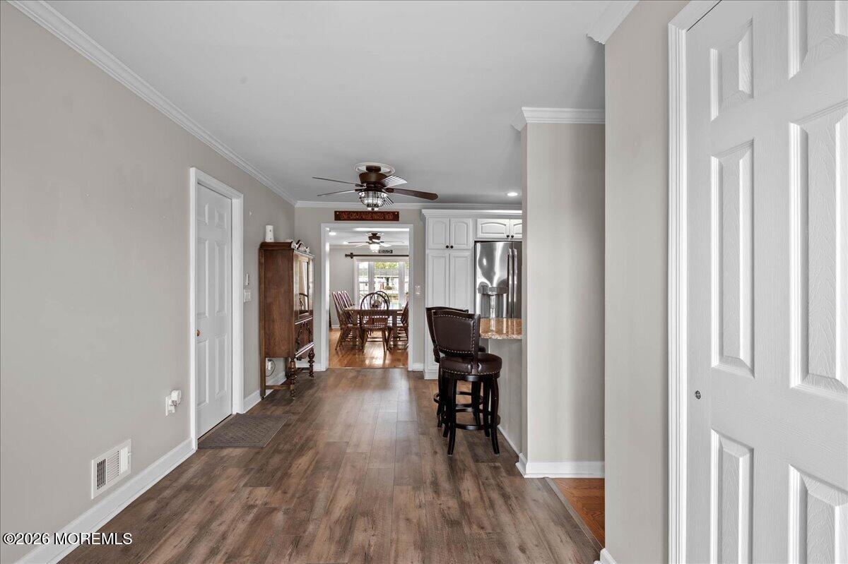 906 Bowsprit Point Image 3