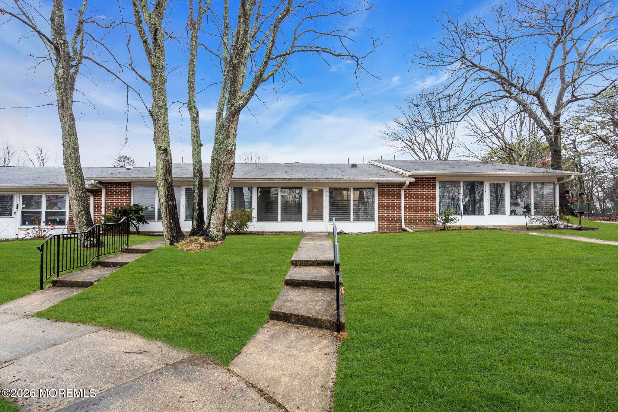 842E Inverness Court E Image 4