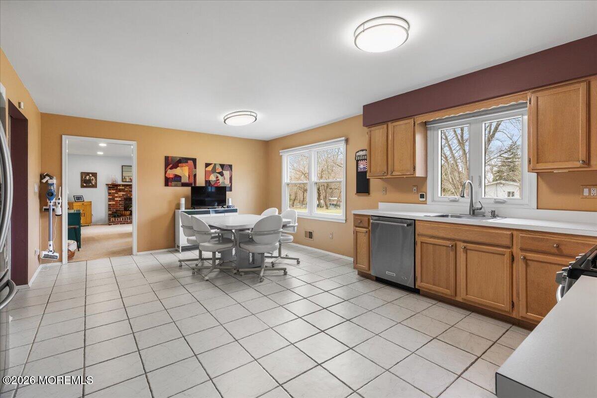 4 Arie Drive, Marlboro, NJ, 07746 image 18