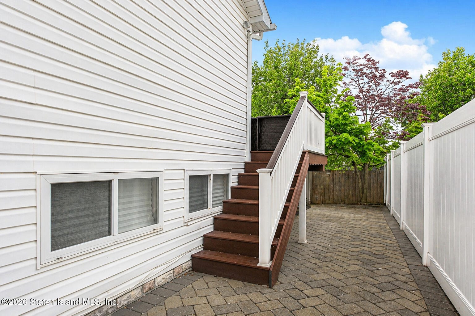 6771 Hylan Boulevard Image 5