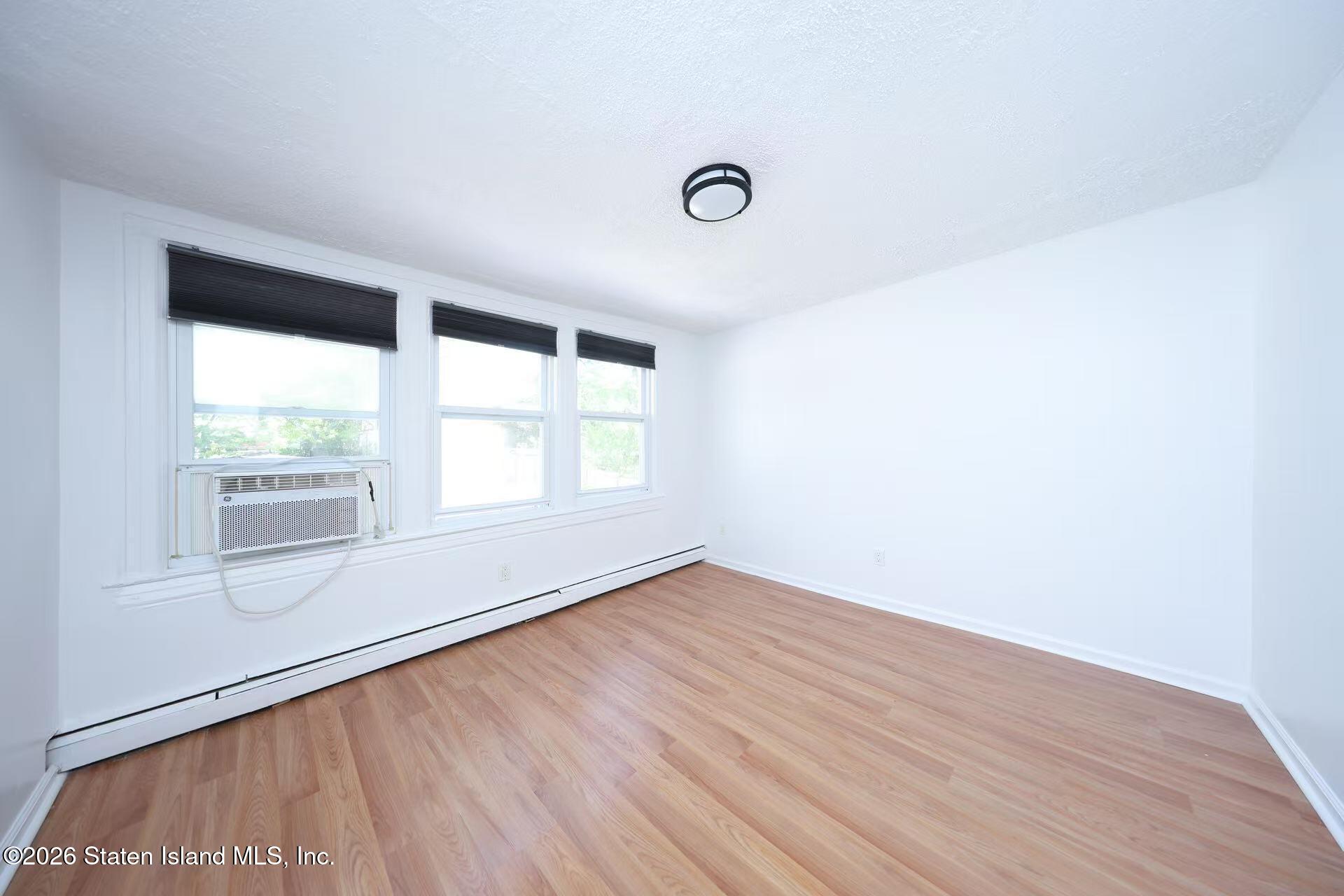 42-21 249th Street, Queens, NY, 11363 image 25