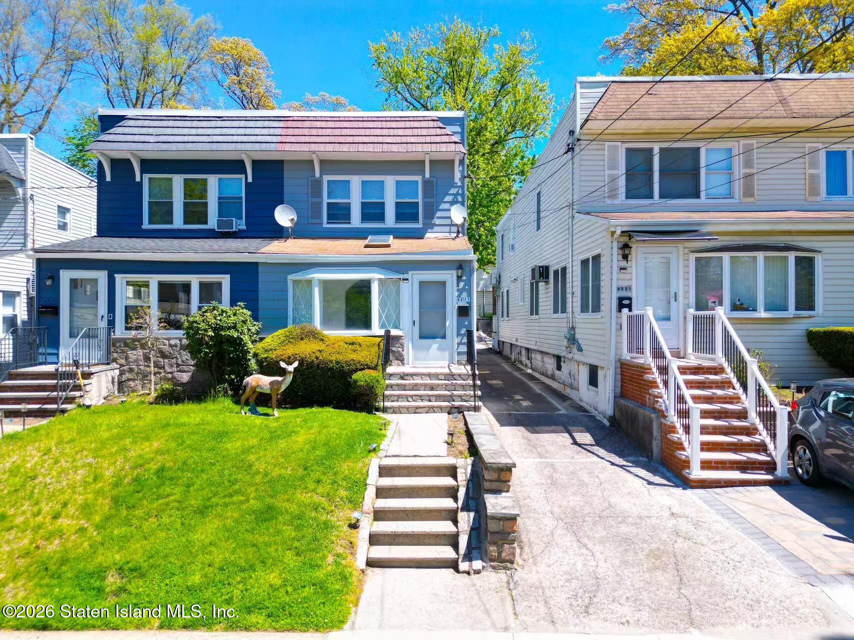 Dongan Hills Below the Boulevard - Robert DeFalco Realty