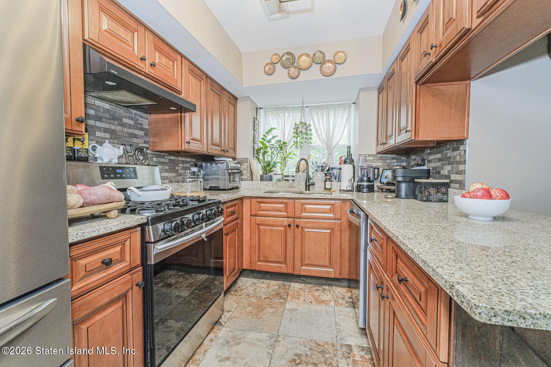 65 Elmwood Park Drive 65a Image 2