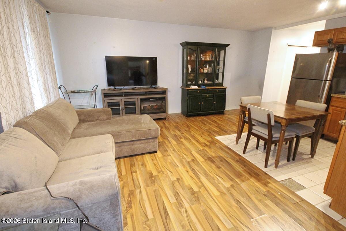 6 New Lane 8d Image 4