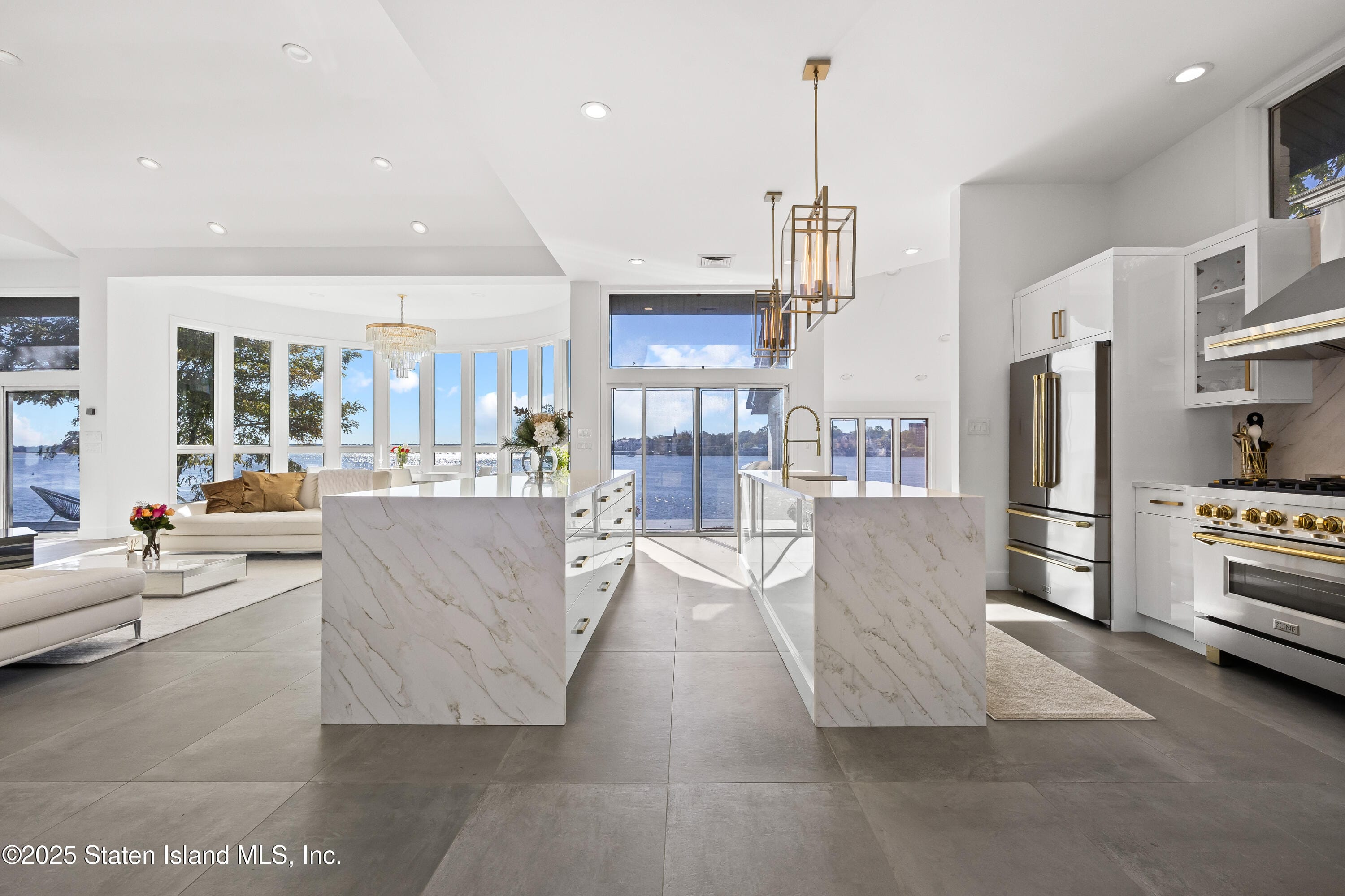 2 Wards Point Avenue, Staten Island, NY, 10307 image 14