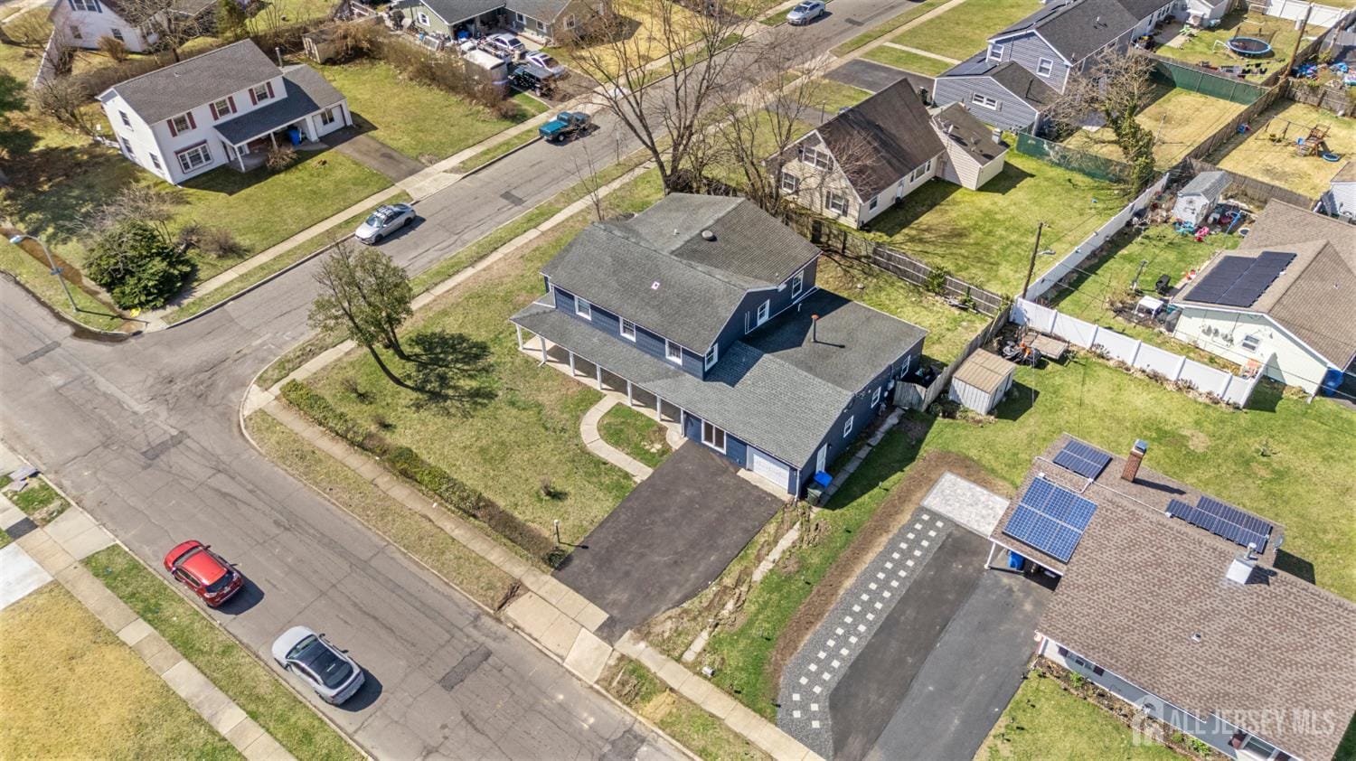 101 Bayberry Lane Image 2