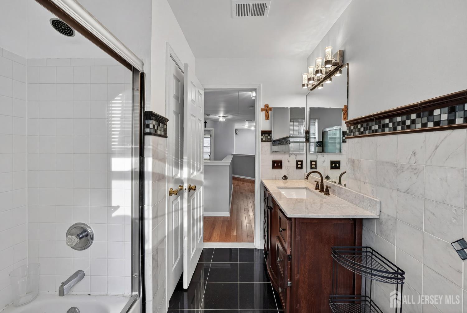 351 Wedgewood Road, Morganville, NJ, 07751 image 75