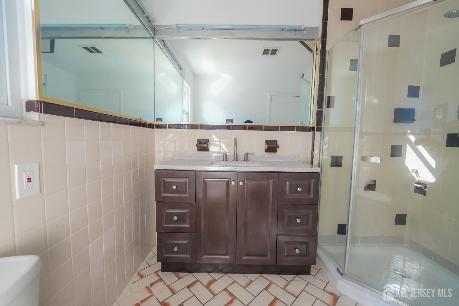 1308 Merrywood Drive, Edison, NJ, 08817 image 97