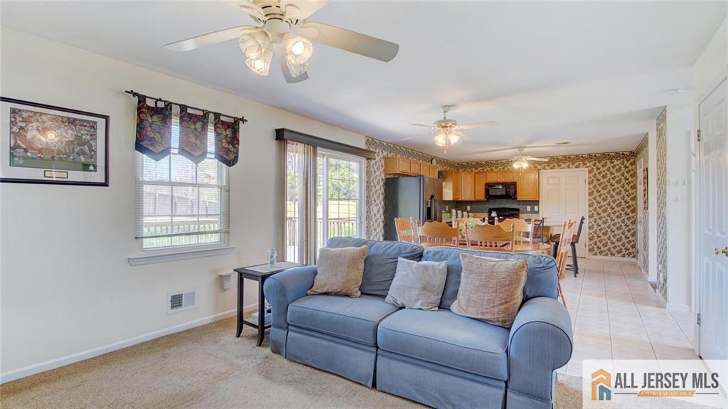 33 Cherry Blossom Drive, Monroe, NJ, 08831 image 10