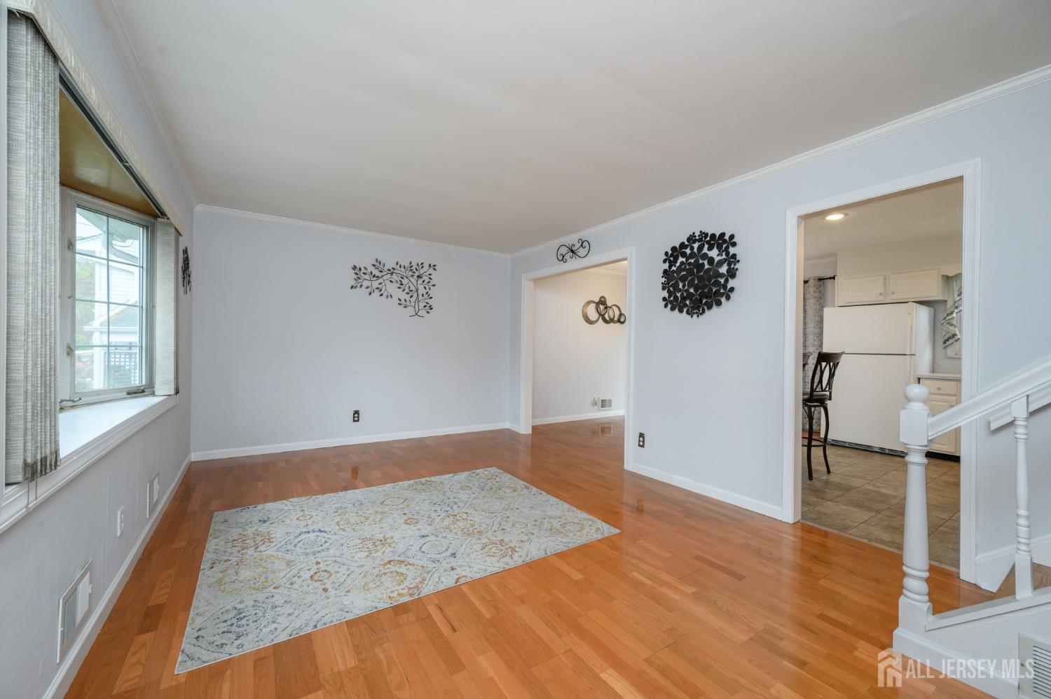 384 Maplewood Avenue Image 4