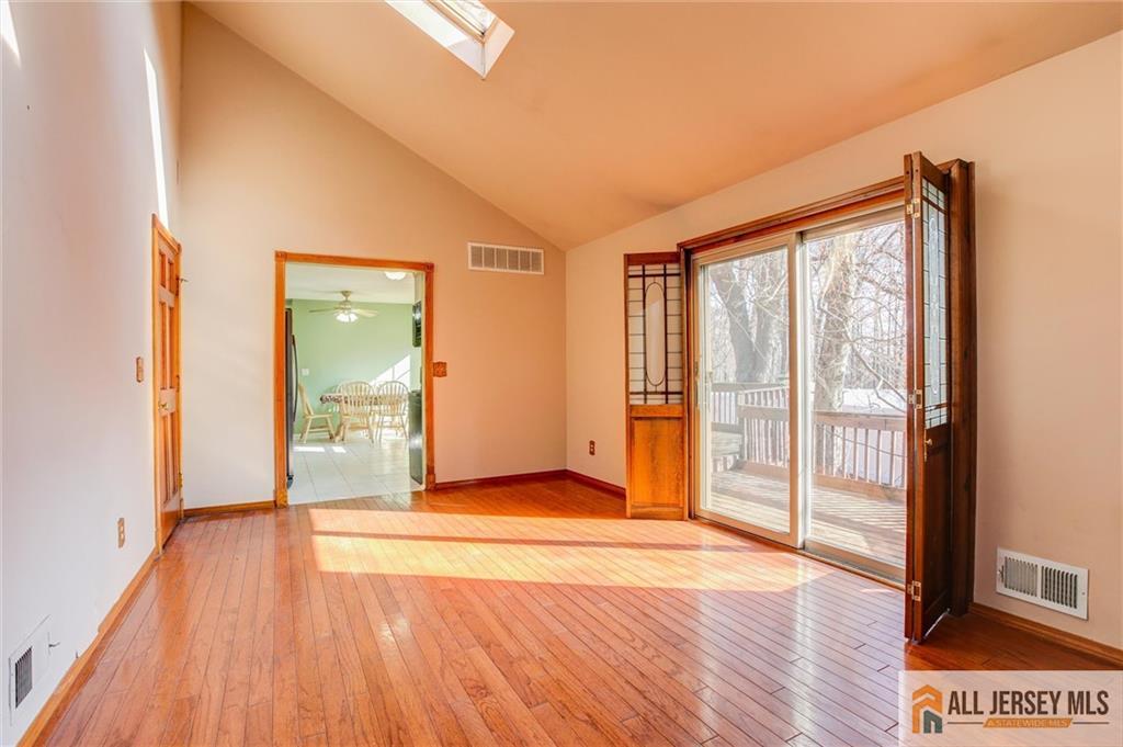 18 Warne Road, Old Bridge, NJ, 07747 image 14