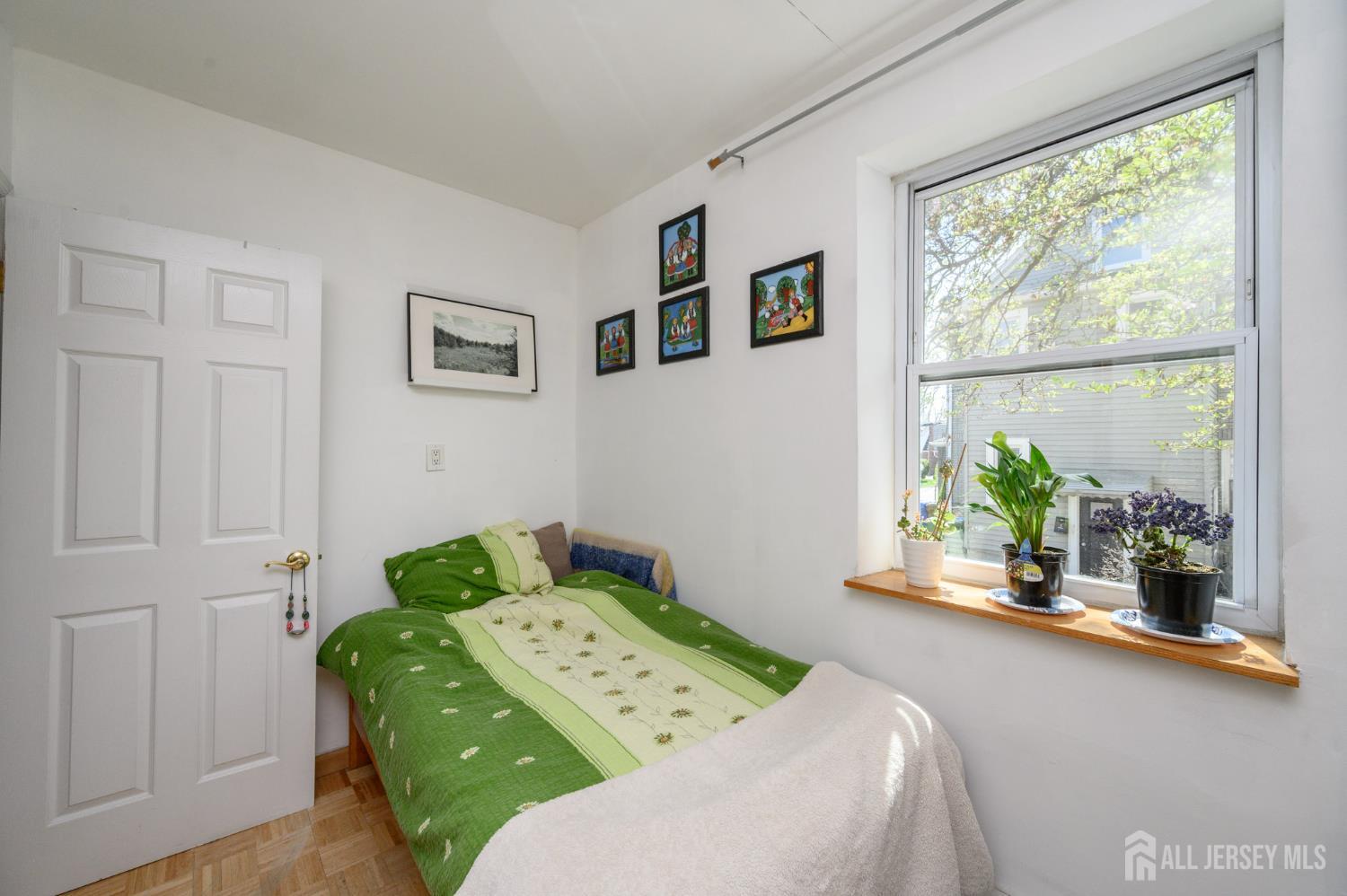 513 E Price Street, Linden, NJ, 07036 image 8