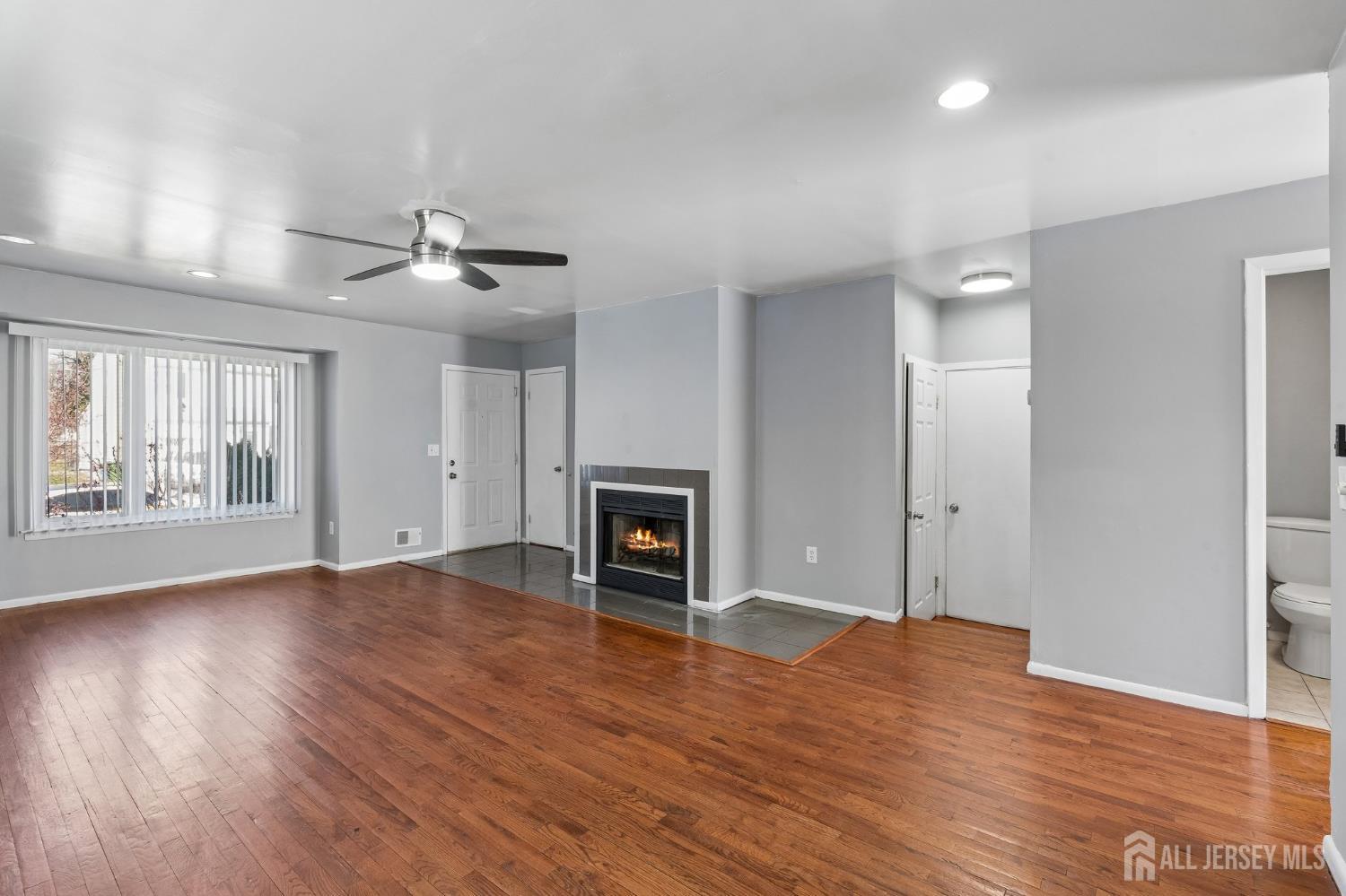 577 Berlant Avenue Image 4