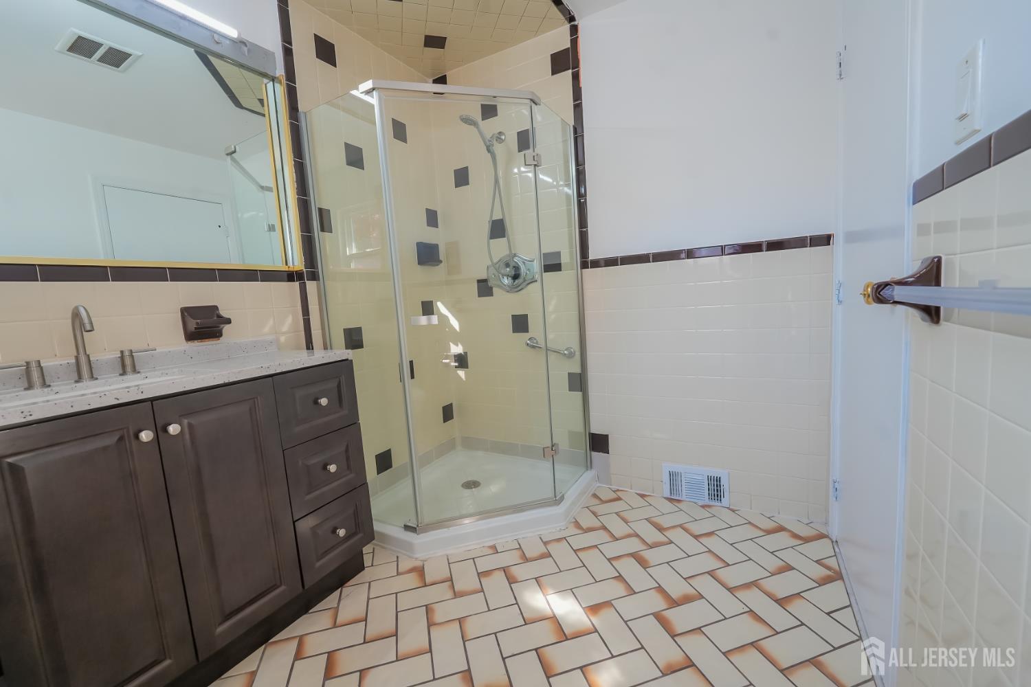 1308 Merrywood Drive, Edison, NJ, 08817 image 99