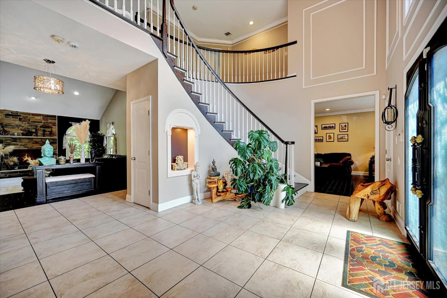 3 Greenwich Court Image 3