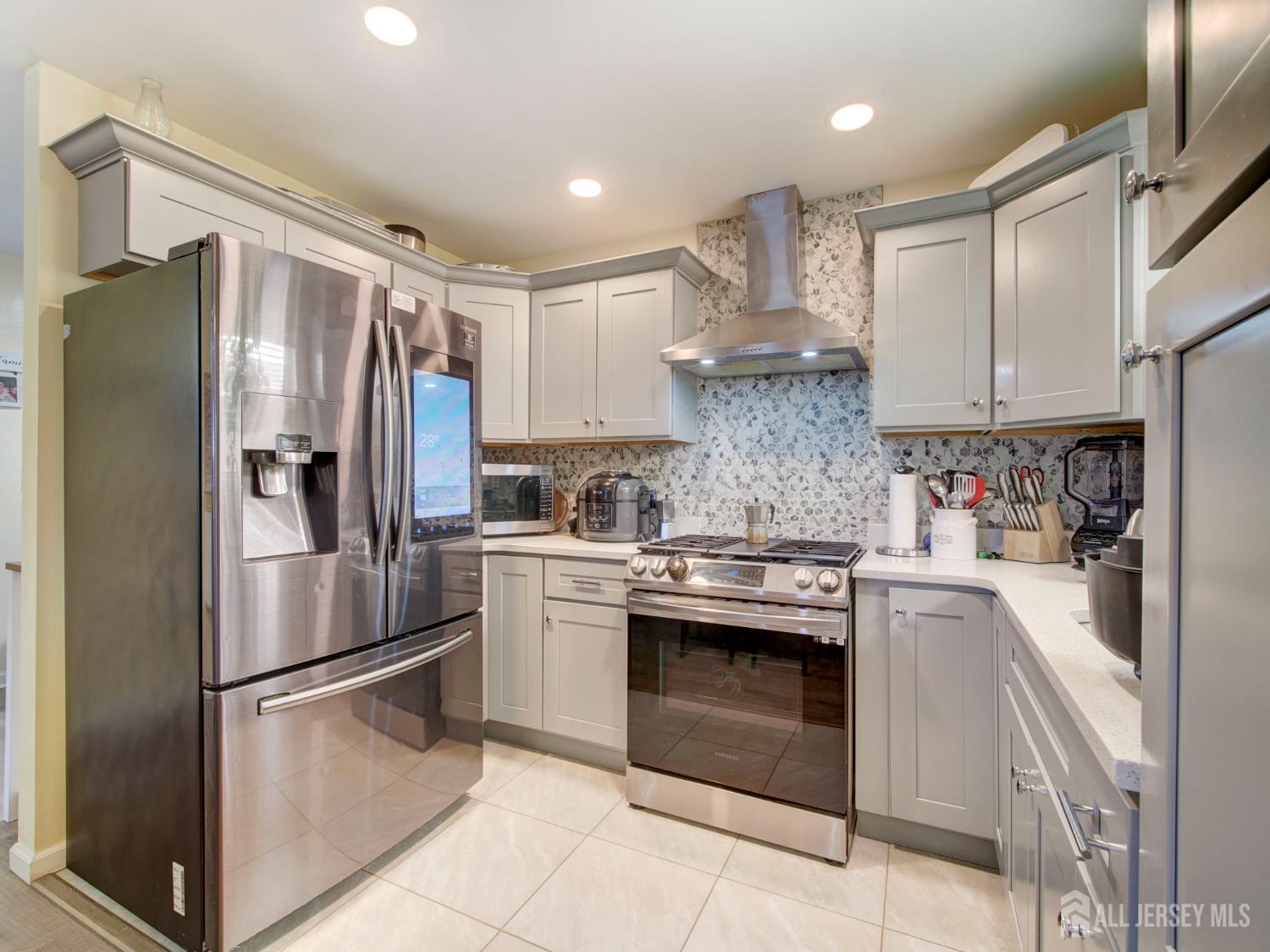 267 Watson Avenue Image 3