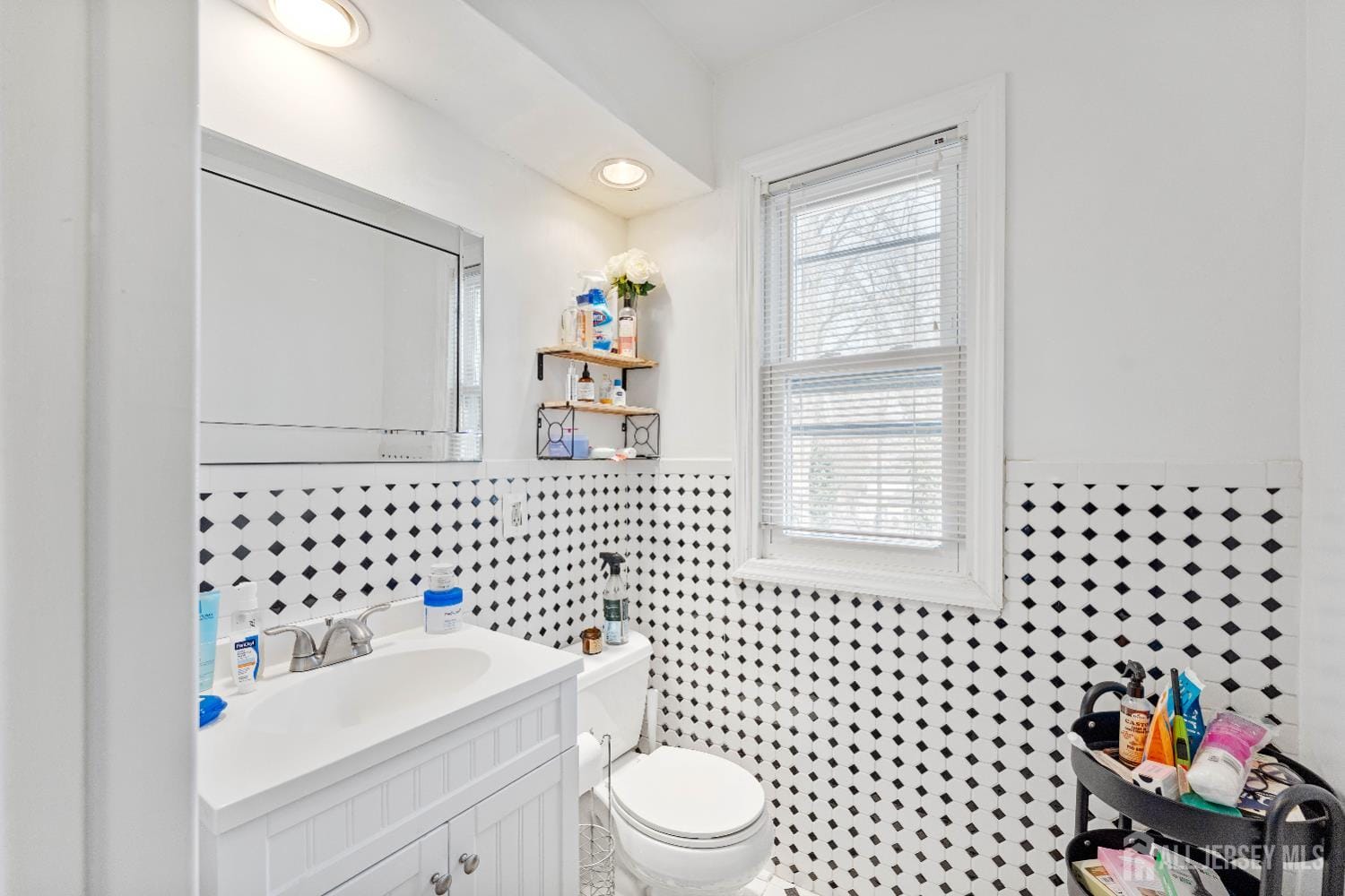 150 W 5th Avenue, Roselle, NJ, 07202 image 21