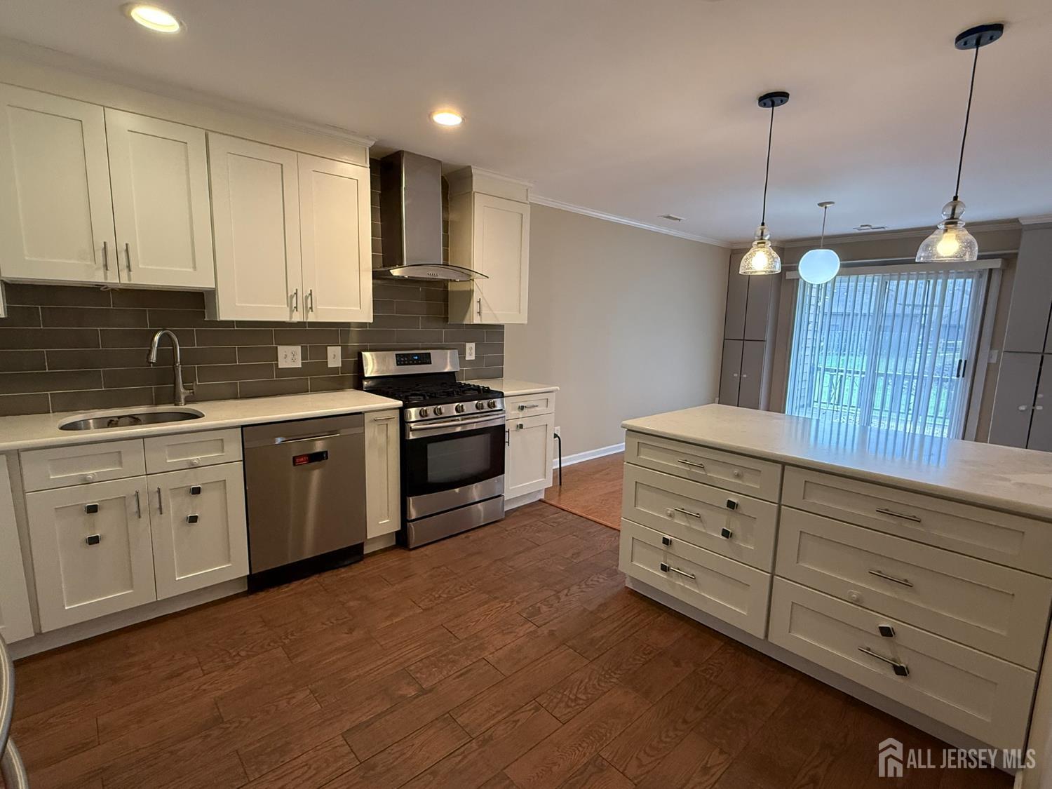 54 Holly Court, Edison, NJ, 08820 image 21