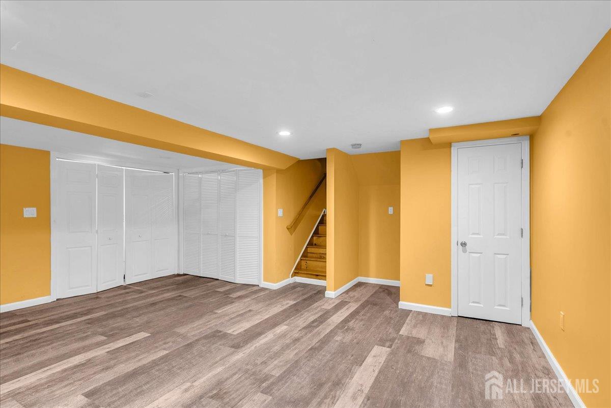 95 E Calvert Avenue, Edison, NJ, 08820 image 35