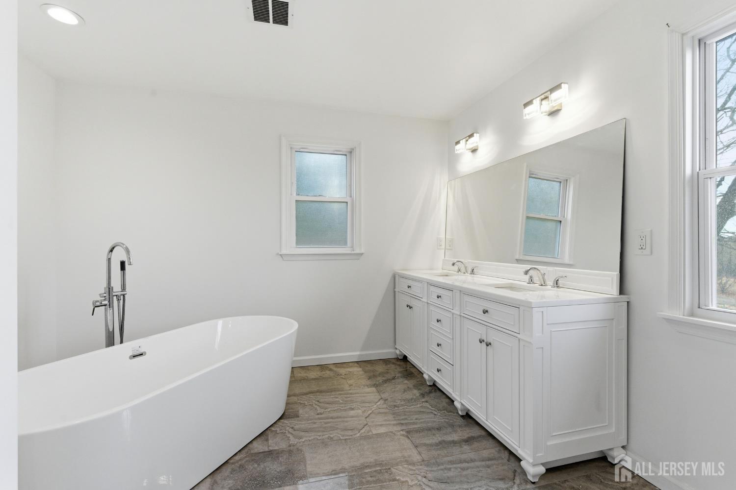 1 Rossi Drive, Clinton Twp, NJ, 08809 image 38