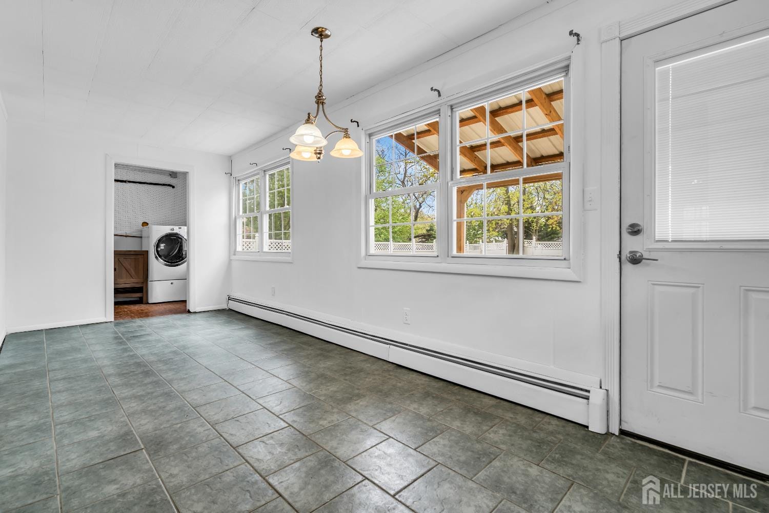 52 Walnut Street, Edison, NJ, 08817 image 44