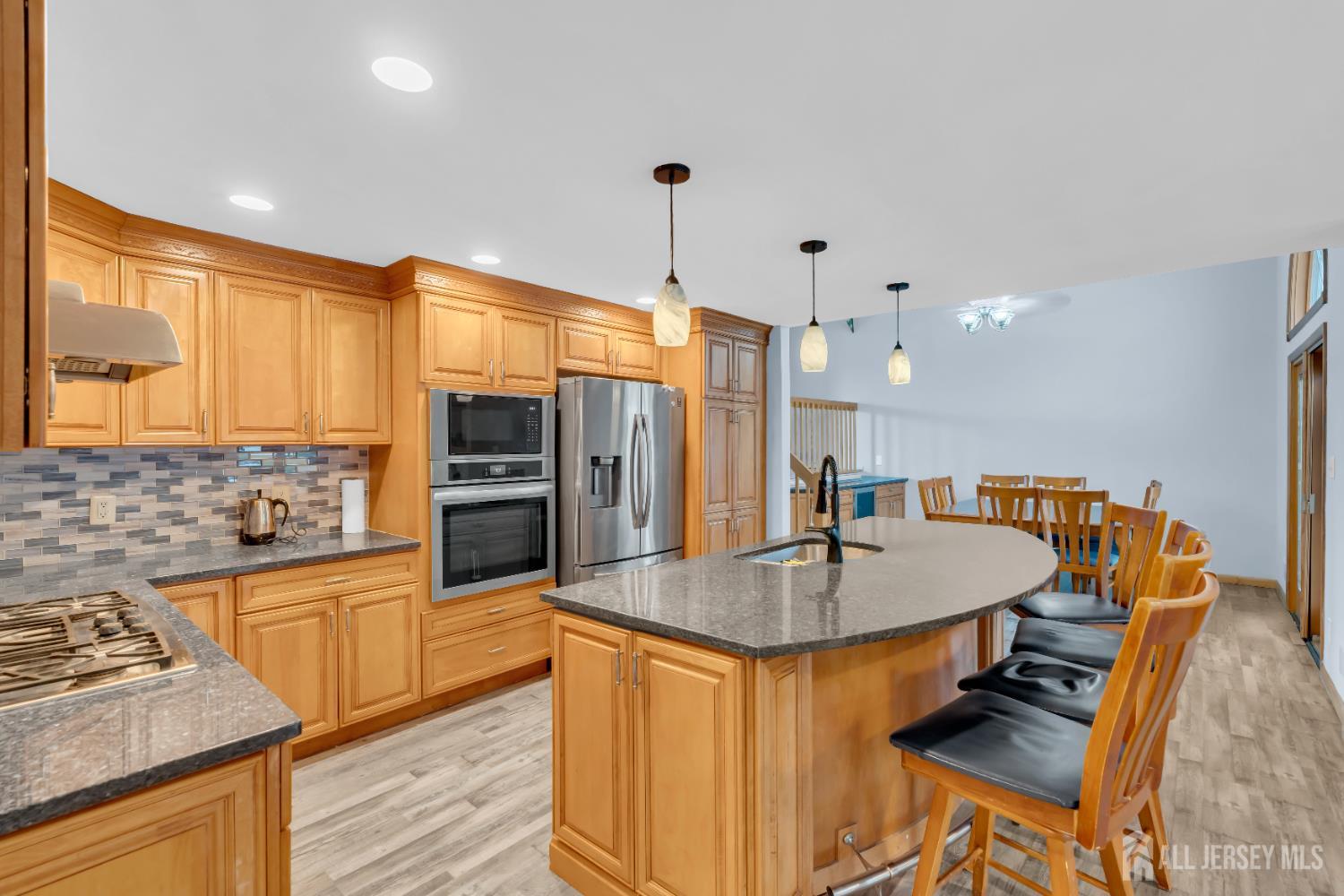 17 Hollywood Drive, Woodbridge Proper, NJ, 07095 image 17
