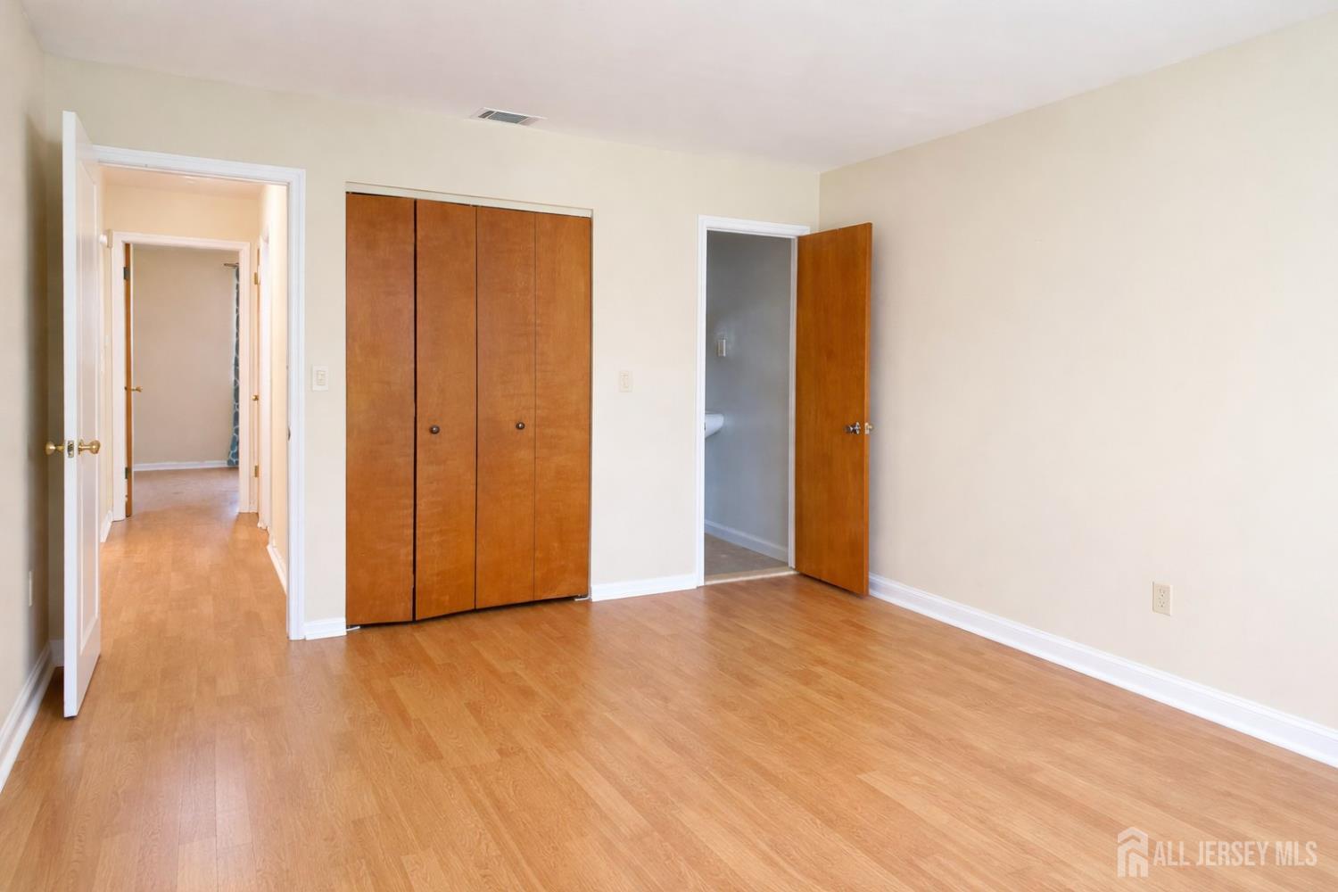 203 Mandon Court 2, South Brunswick, NJ, 08540 image 9